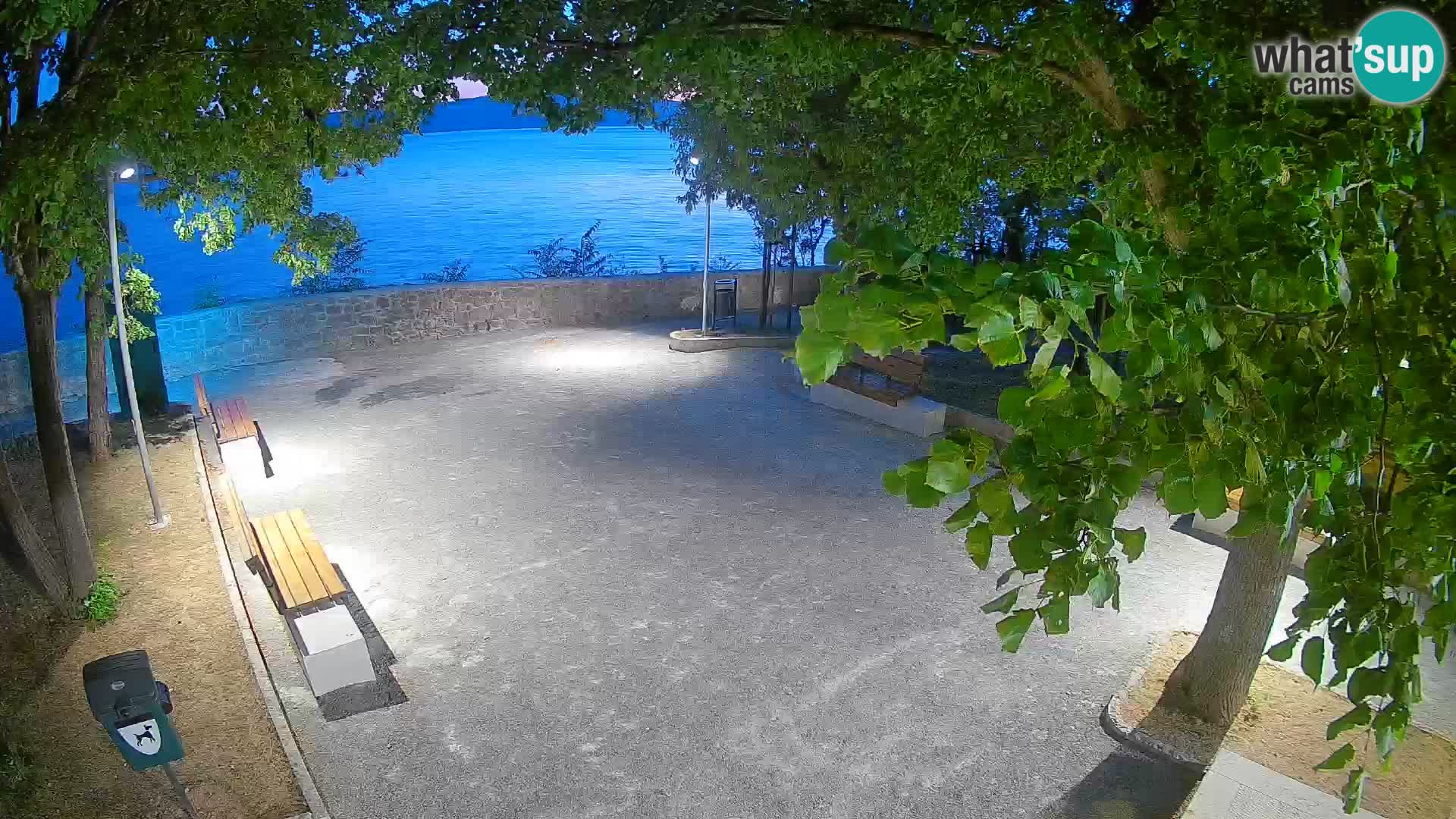 Senj Live Webcam – Schriftstellerpark und Velebit-Kanal