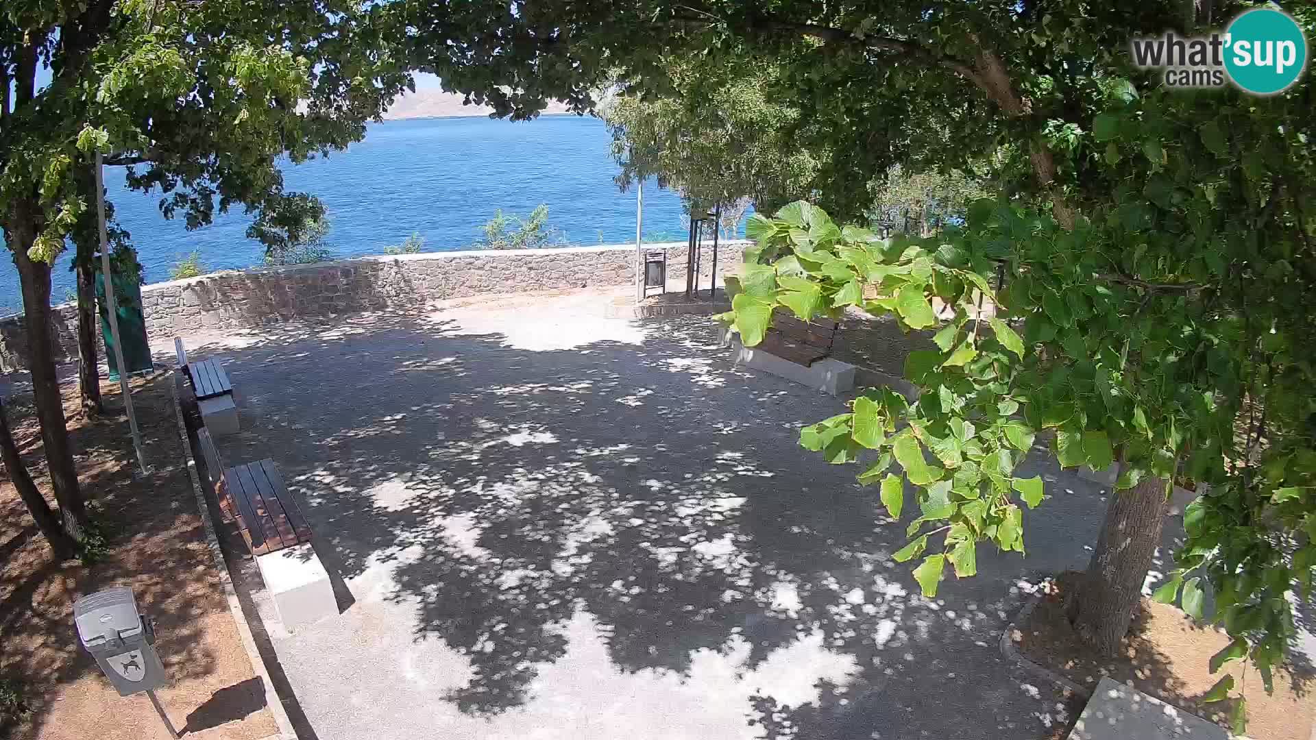 Kamera uživo Senj – Park književnika i Velebitski kanal