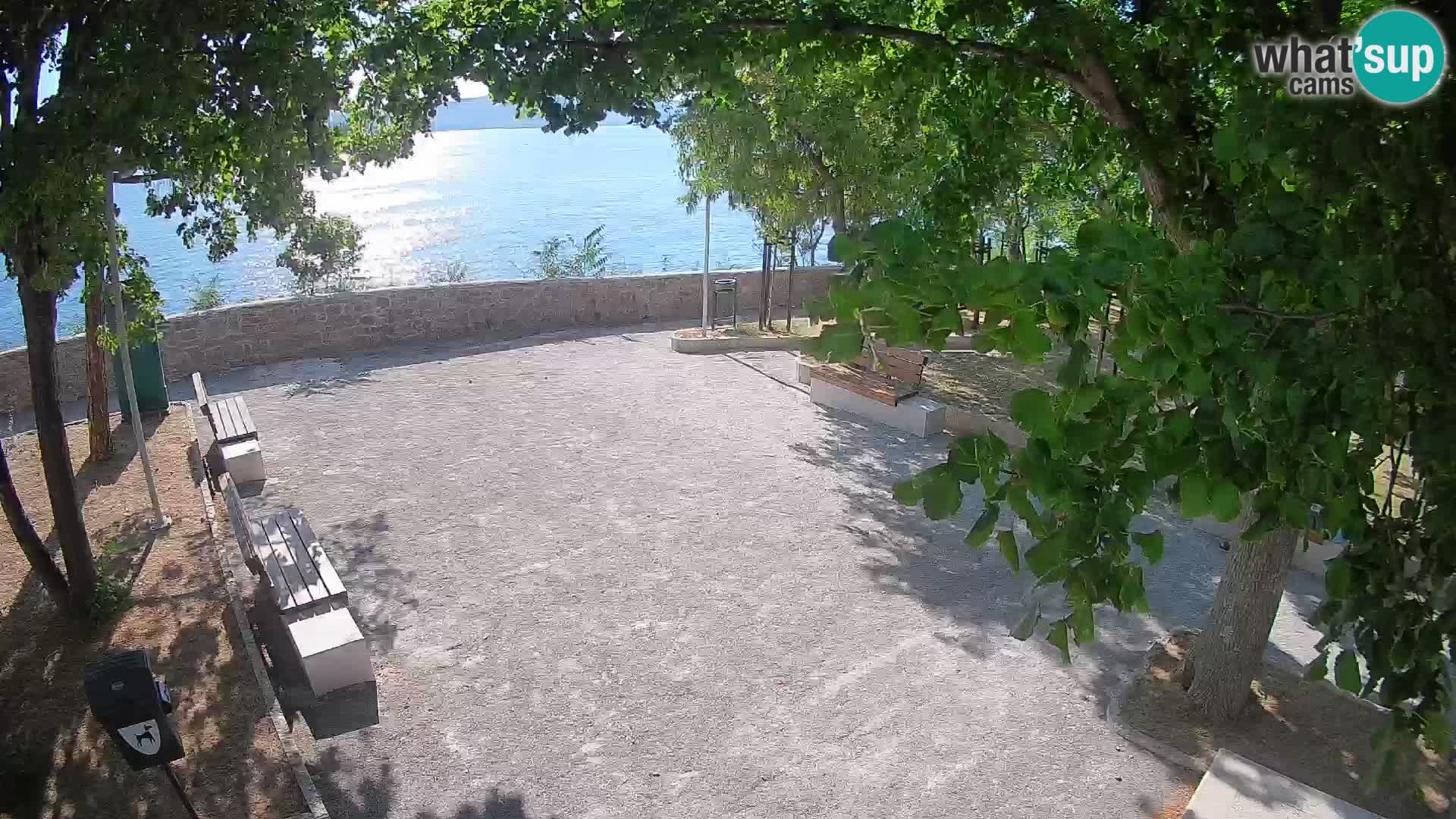 Kamera uživo Senj – Park književnika i Velebitski kanal