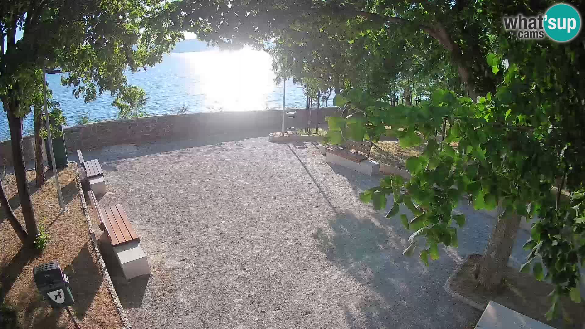 Kamera uživo Senj – Park književnika i Velebitski kanal