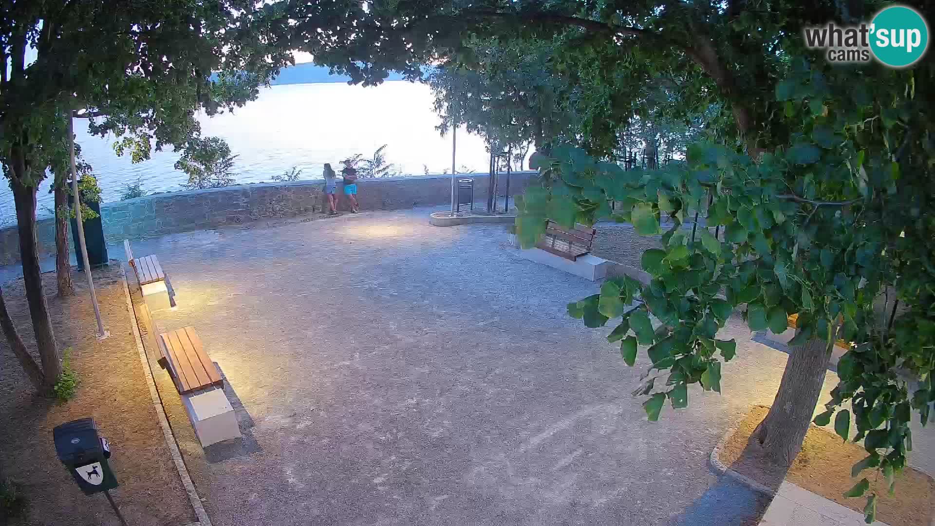 Kamera uživo Senj – Park književnika i Velebitski kanal