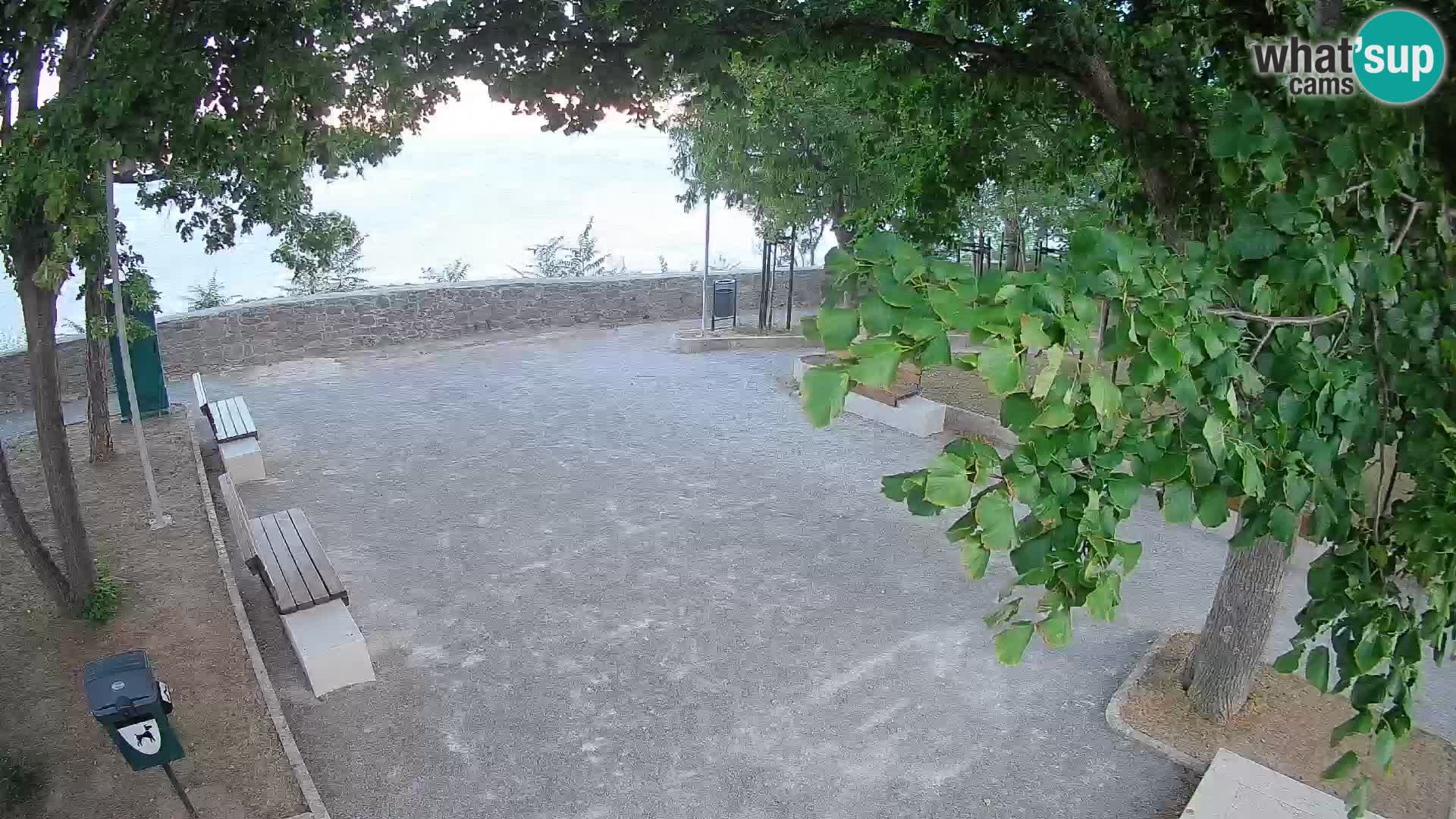 Senj Live Webcam – Schriftstellerpark und Velebit-Kanal