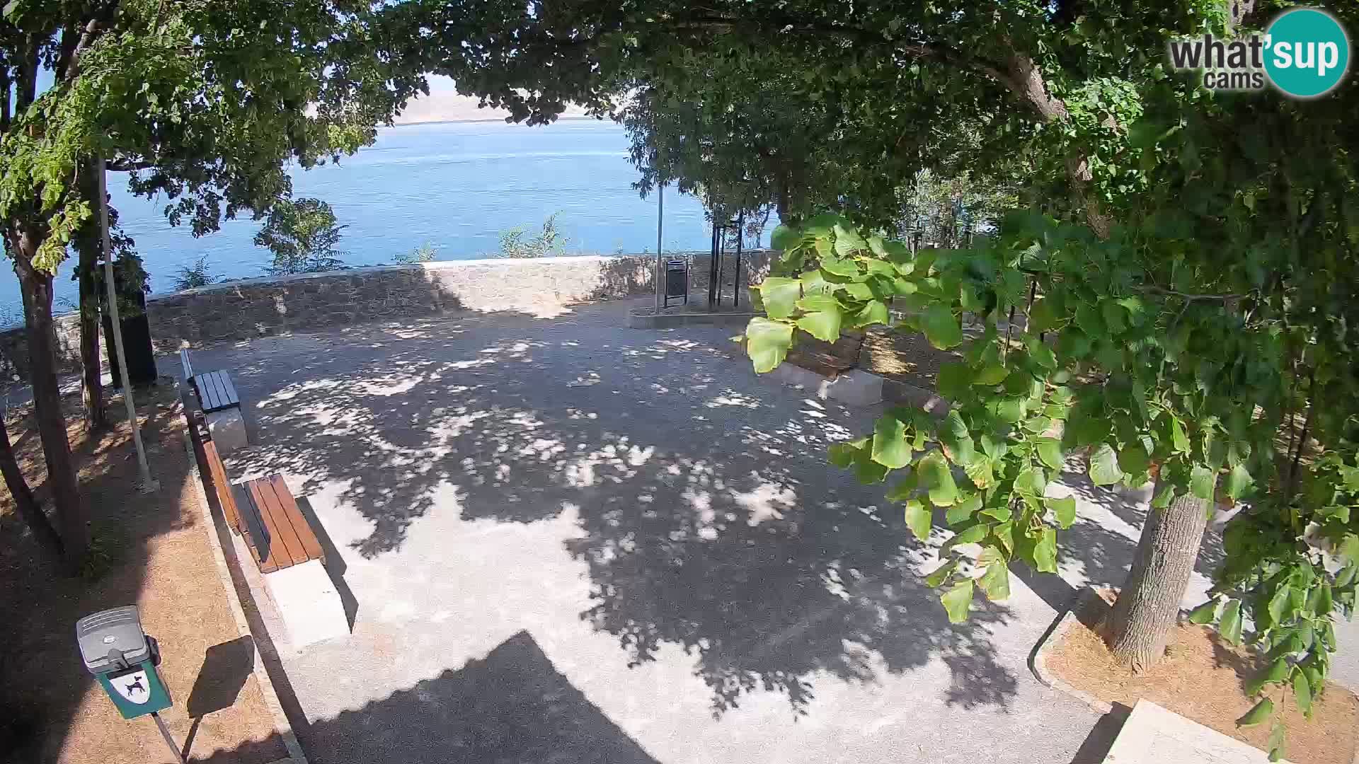 Kamera uživo Senj – Park književnika i Velebitski kanal