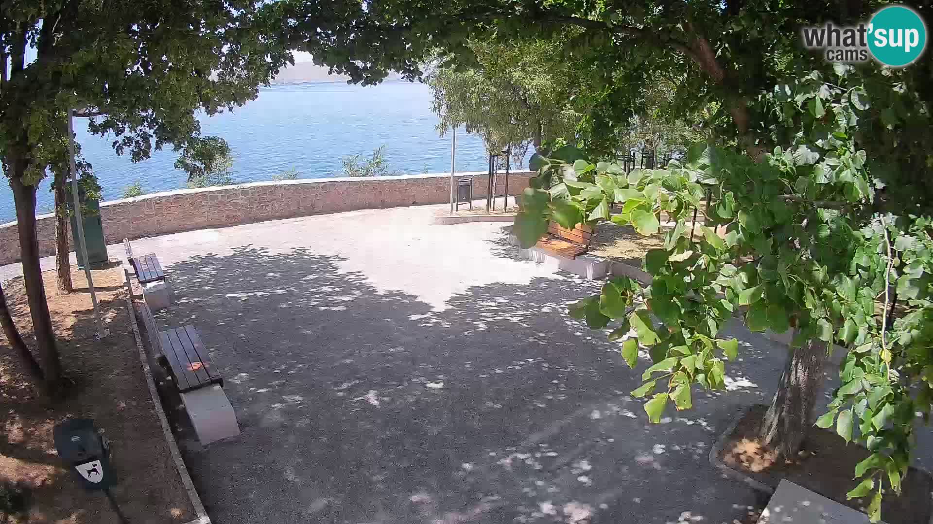 Kamera uživo Senj – Park književnika i Velebitski kanal