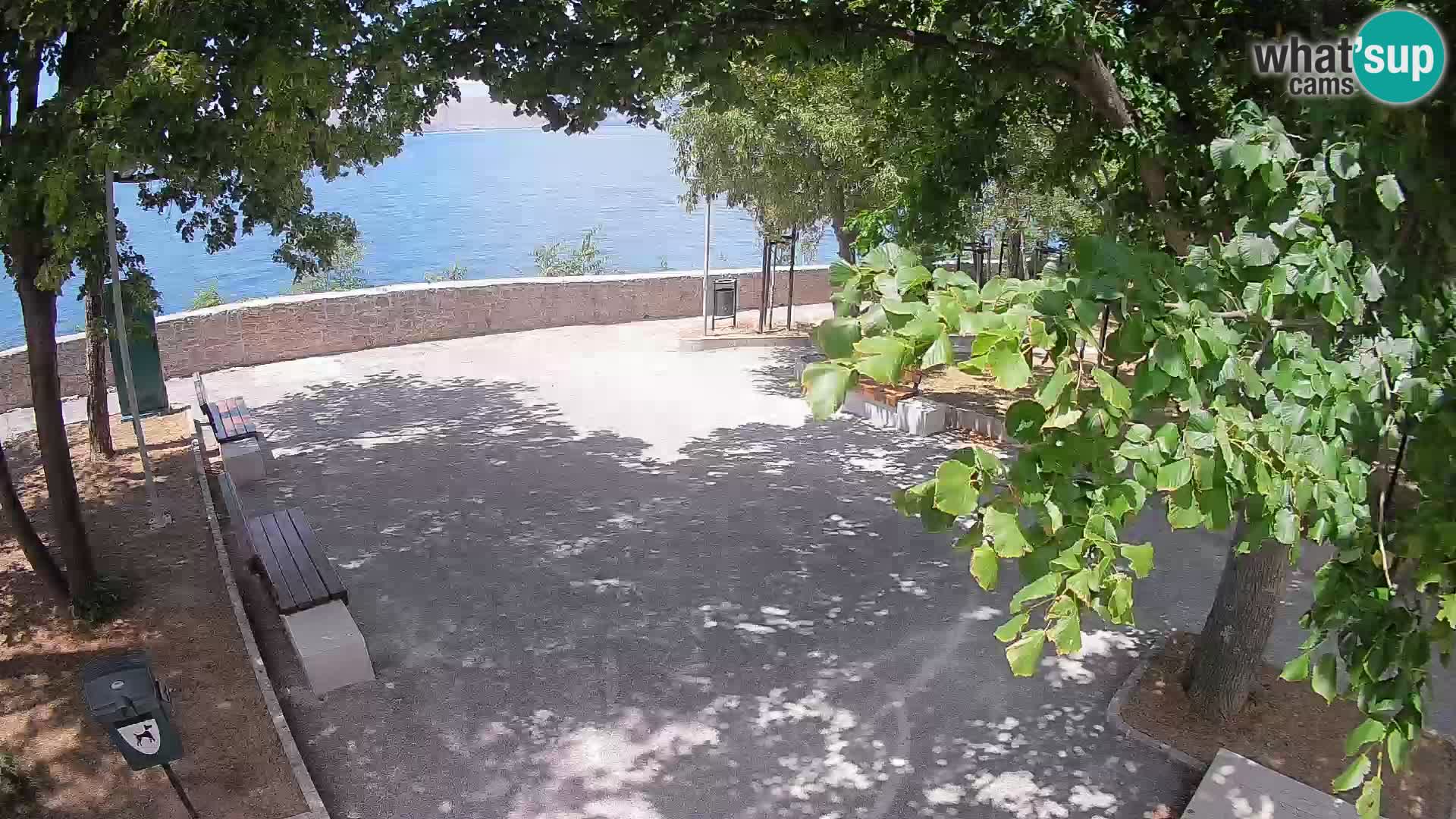 Kamera uživo Senj – Park književnika i Velebitski kanal