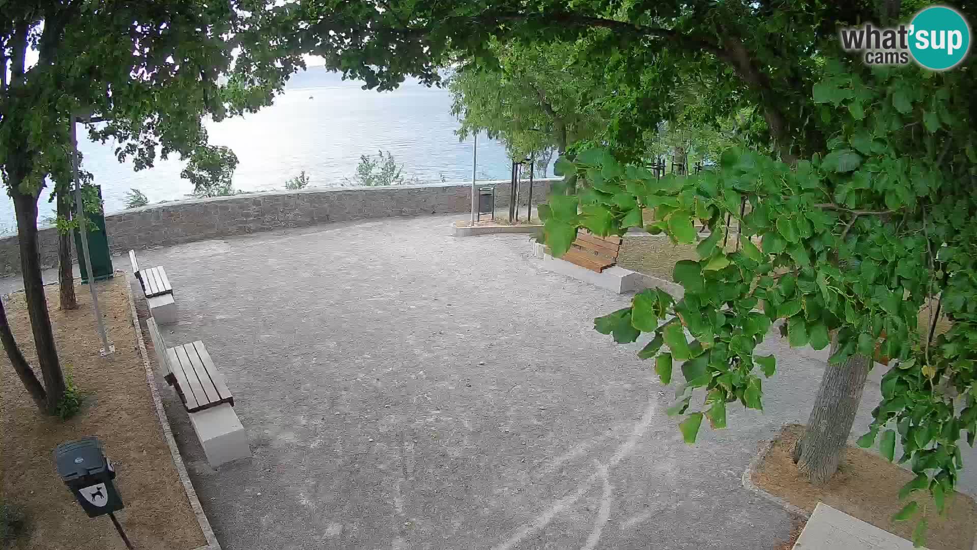 Webcam Senj en direct – Parc des Écrivains et canal du Velebit