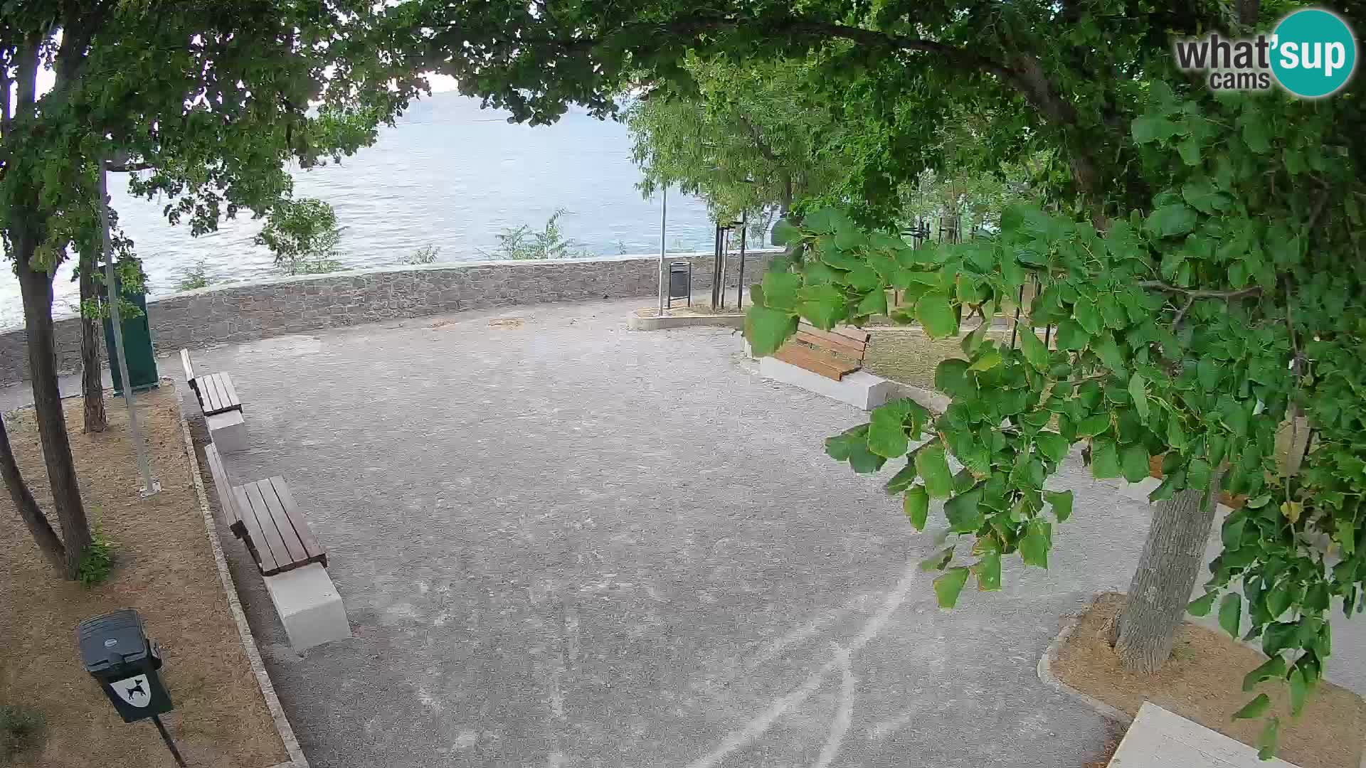 Webcam Senj en direct – Parc des Écrivains et canal du Velebit