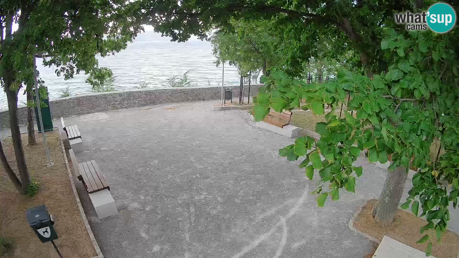 Webcam Senj en direct – Parc des Écrivains et canal du Velebit