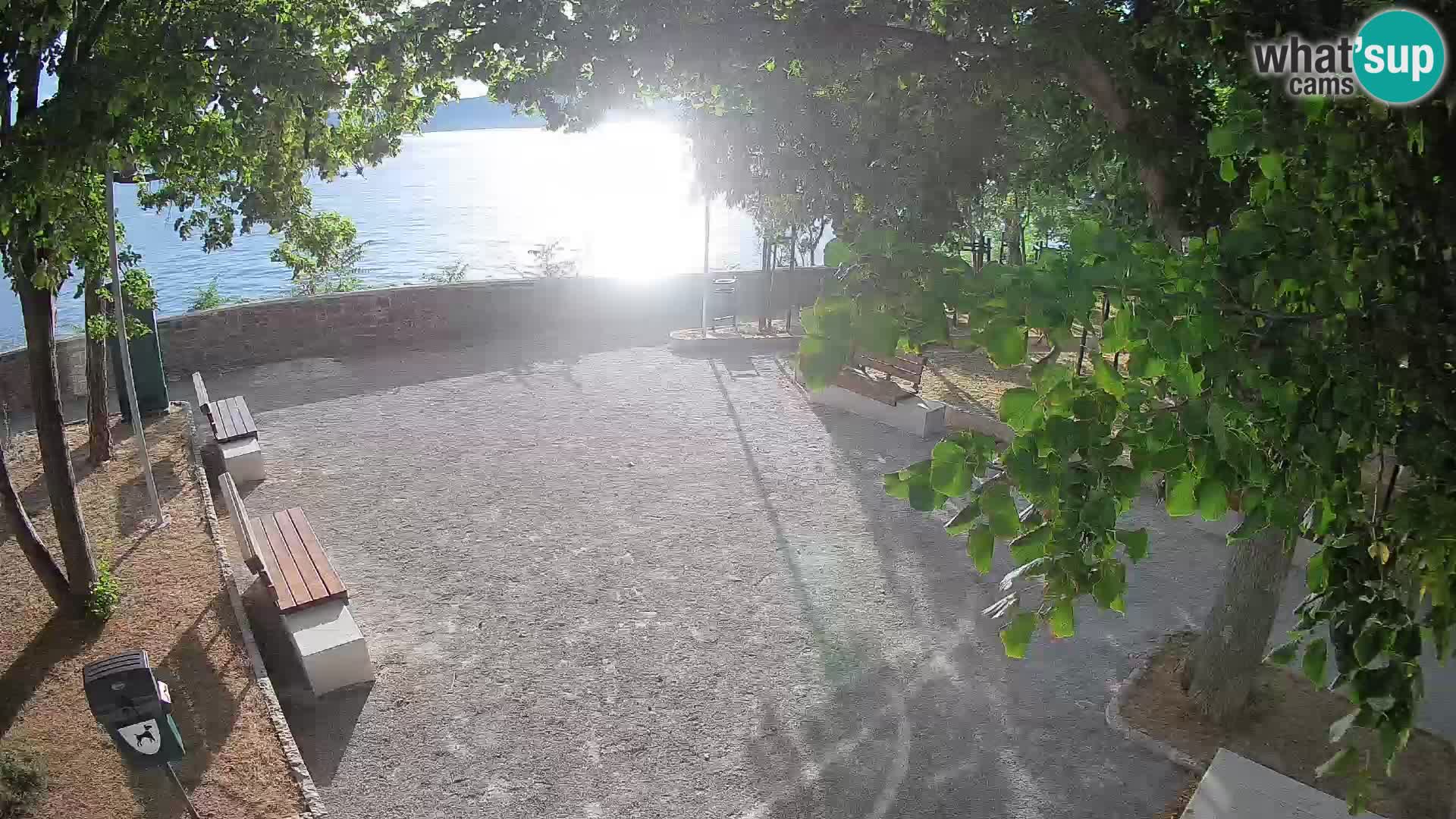 Kamera uživo Senj – Park književnika i Velebitski kanal