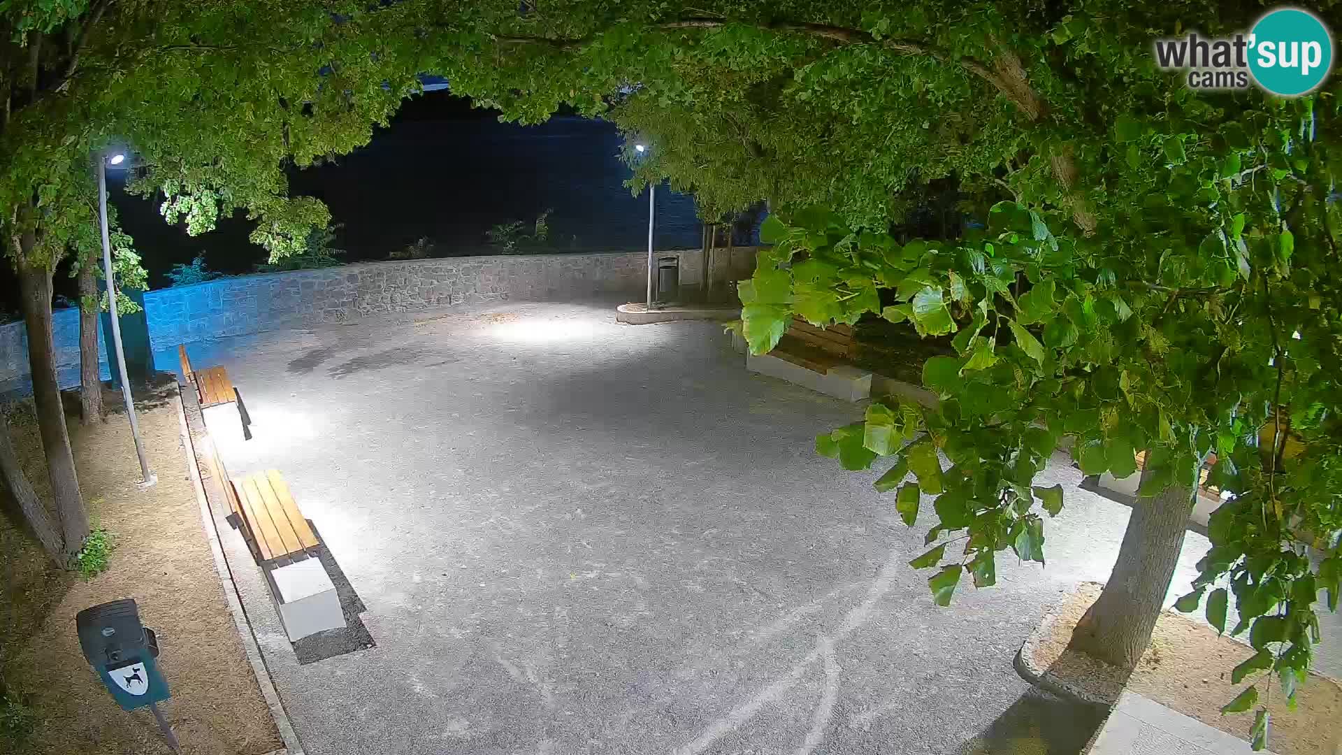 Kamera uživo Senj – Park književnika i Velebitski kanal