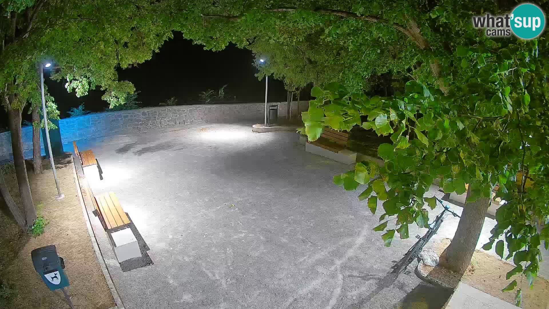 Kamera uživo Senj – Park književnika i Velebitski kanal