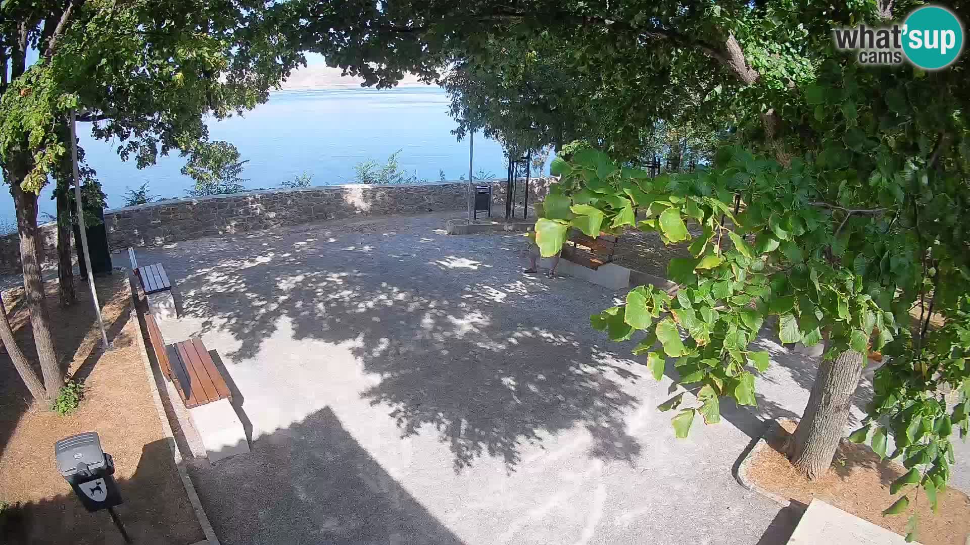 Kamera uživo Senj – Park književnika i Velebitski kanal