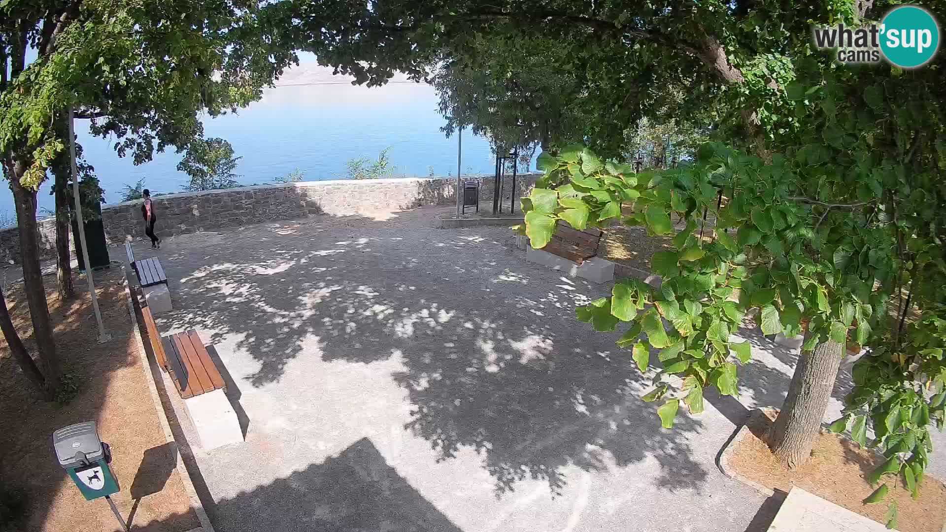 Senj Live Webcam – Schriftstellerpark und Velebit-Kanal