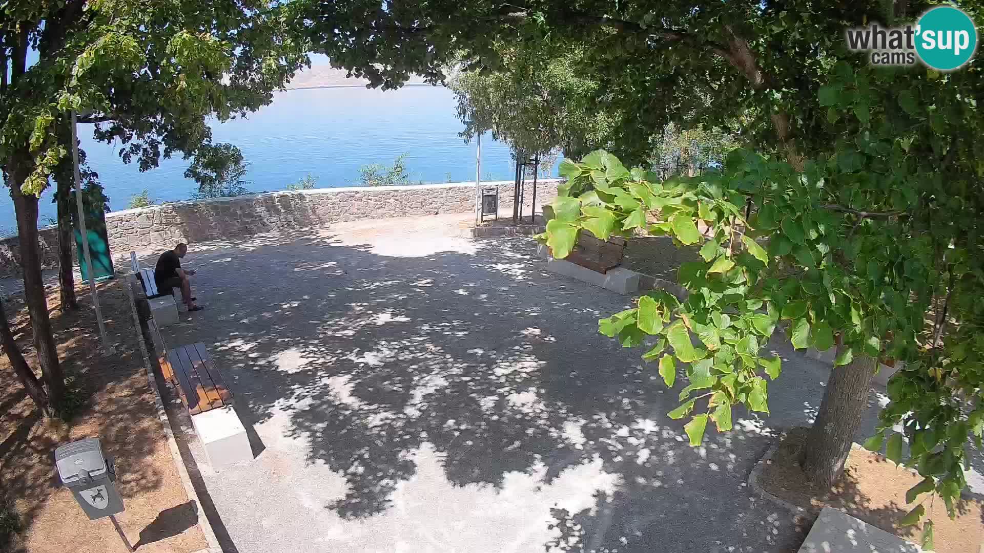 Webcam Senj en direct – Parc des Écrivains et canal du Velebit