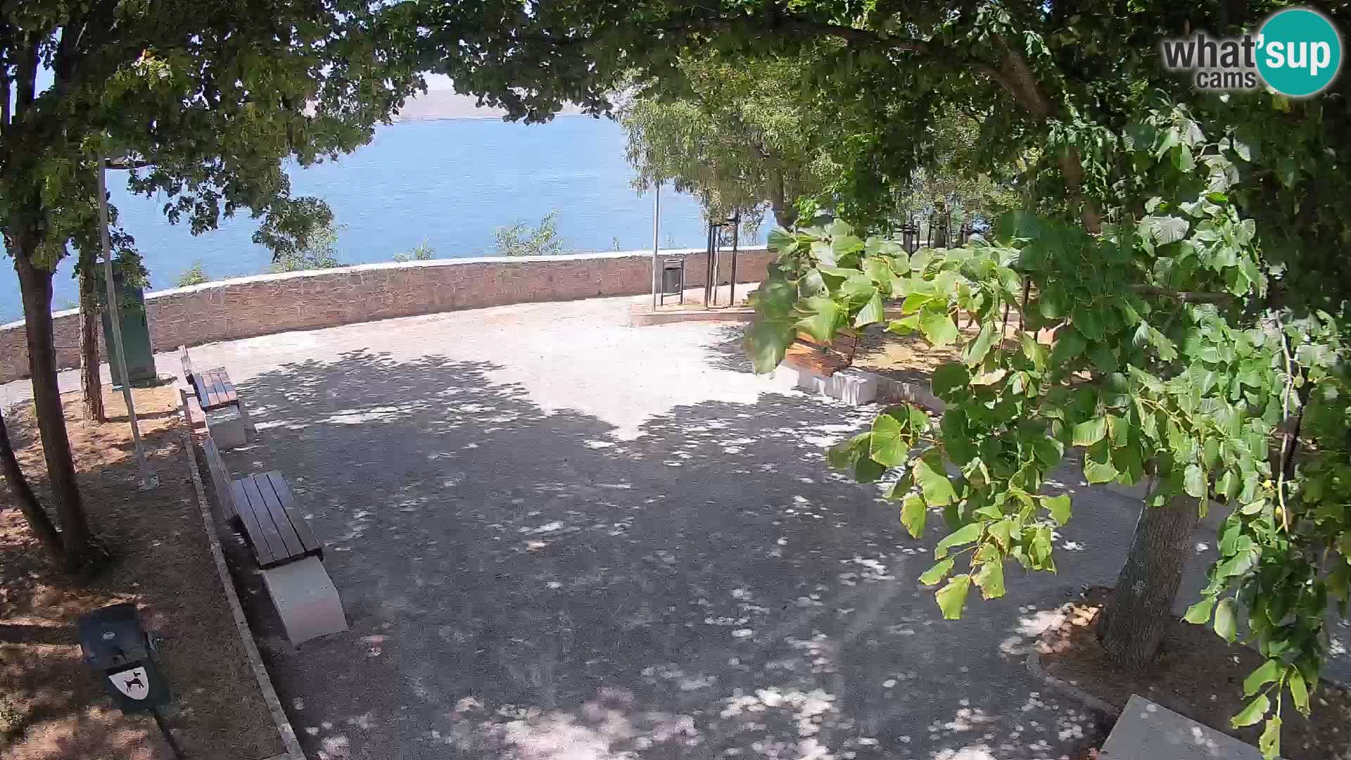 Webcam Senj en direct – Parc des Écrivains et canal du Velebit