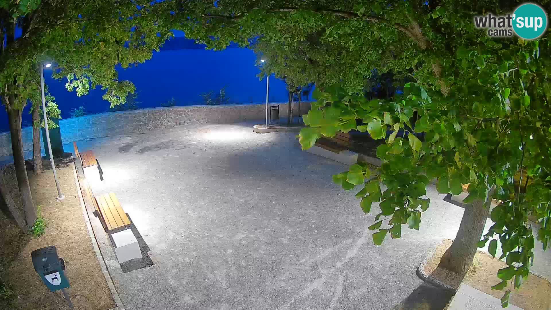 Senj Live Webcam – Schriftstellerpark und Velebit-Kanal