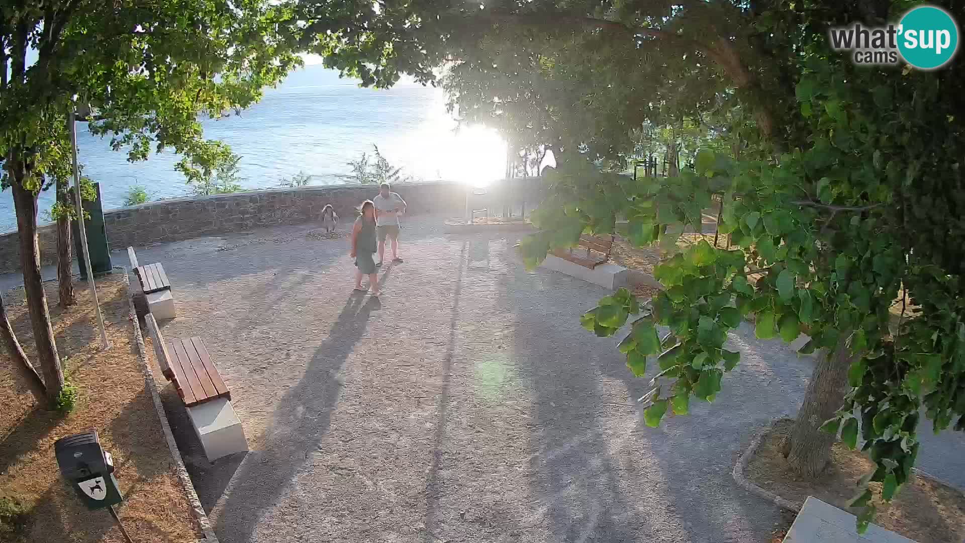 Webcam Senj en direct – Parc des Écrivains et canal du Velebit