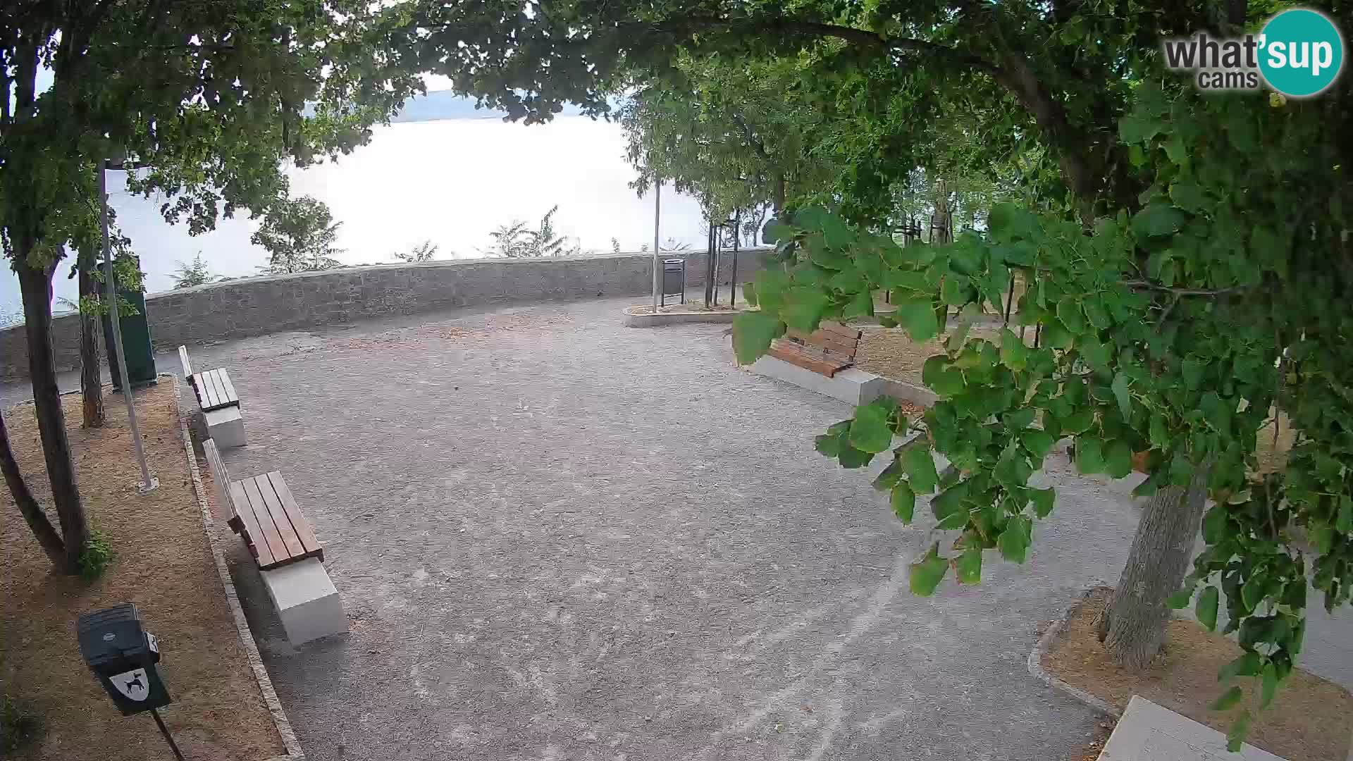 Webcam Senj en direct – Parc des Écrivains et canal du Velebit