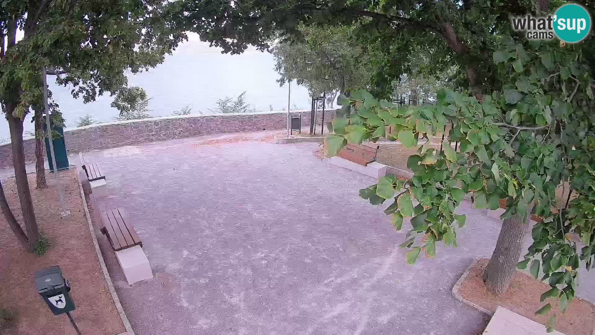Senj Live Webcam – Schriftstellerpark und Velebit-Kanal