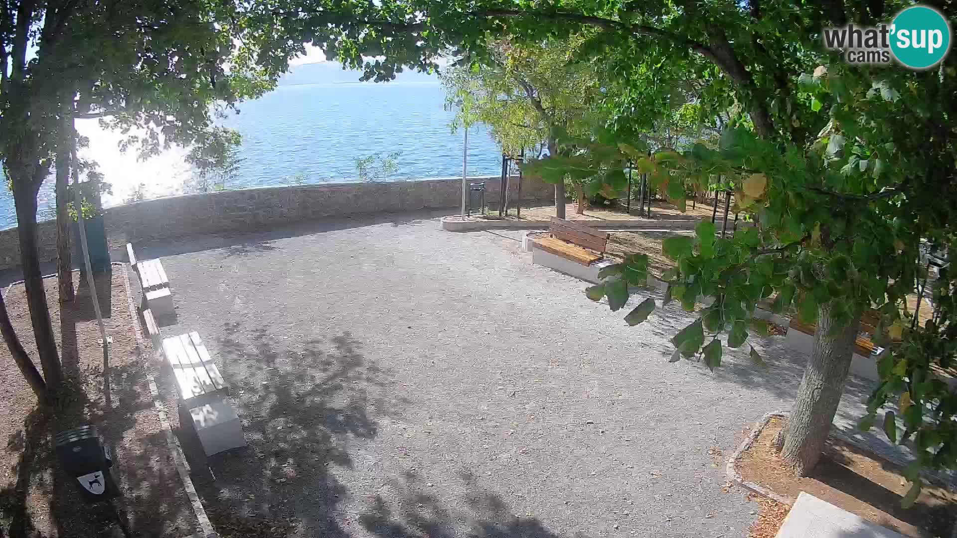 Kamera uživo Senj – Park književnika i Velebitski kanal