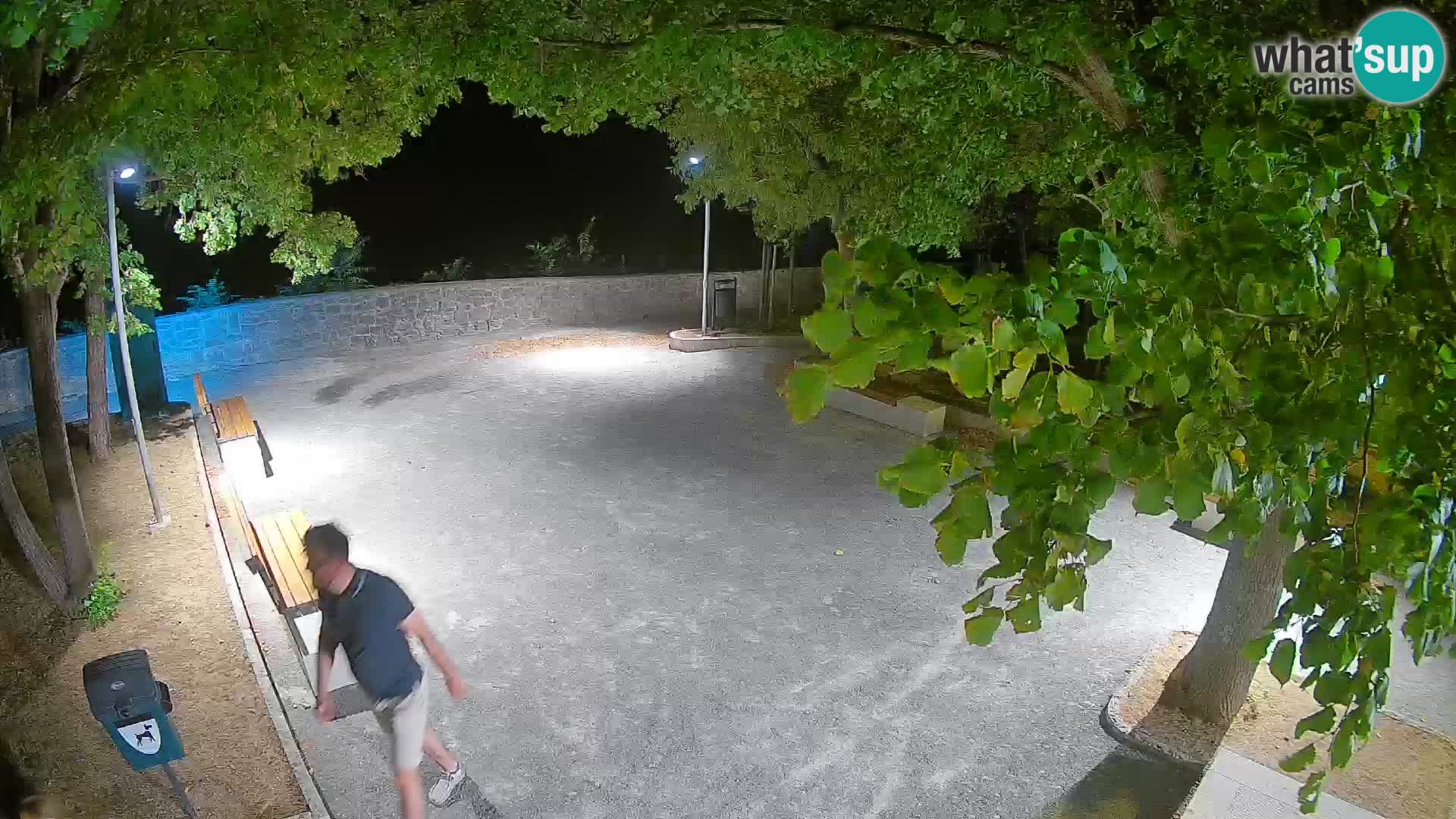 Kamera uživo Senj – Park književnika i Velebitski kanal
