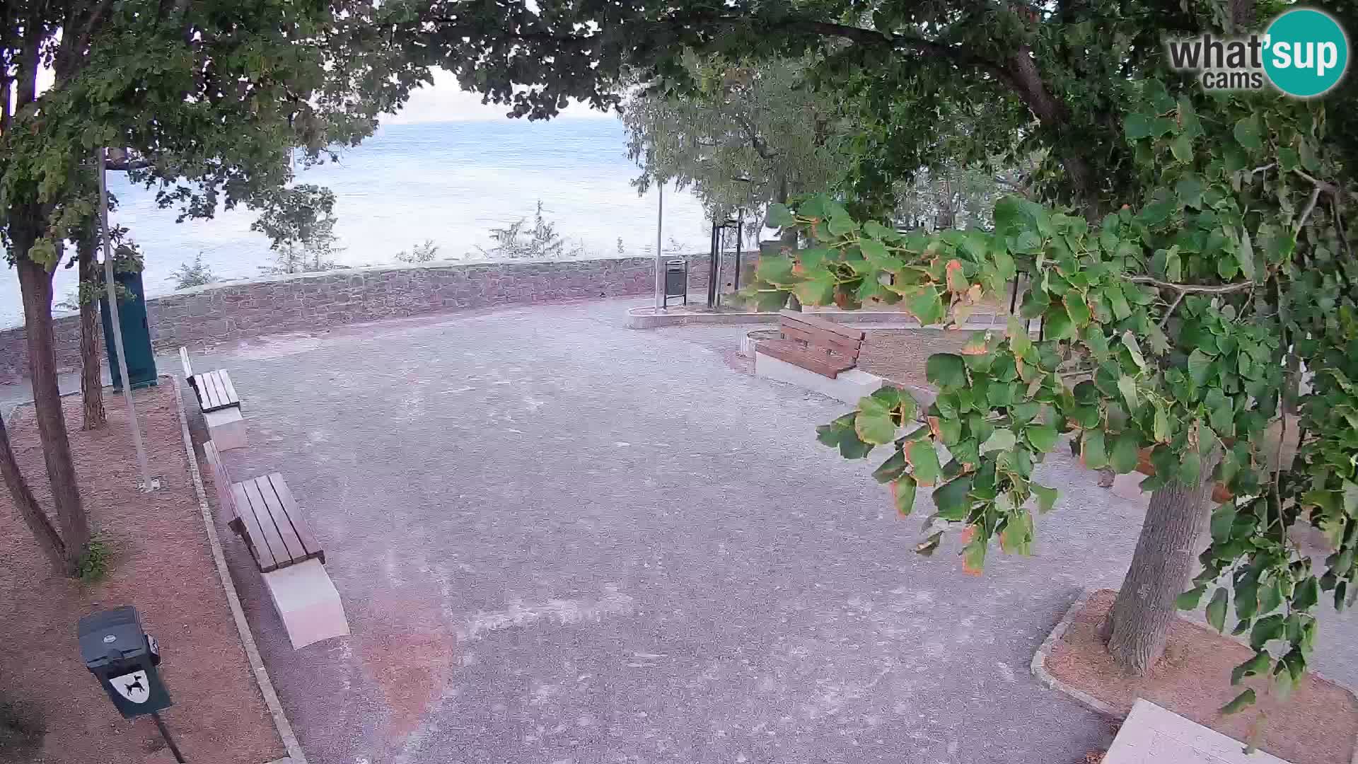Kamera uživo Senj – Park književnika i Velebitski kanal