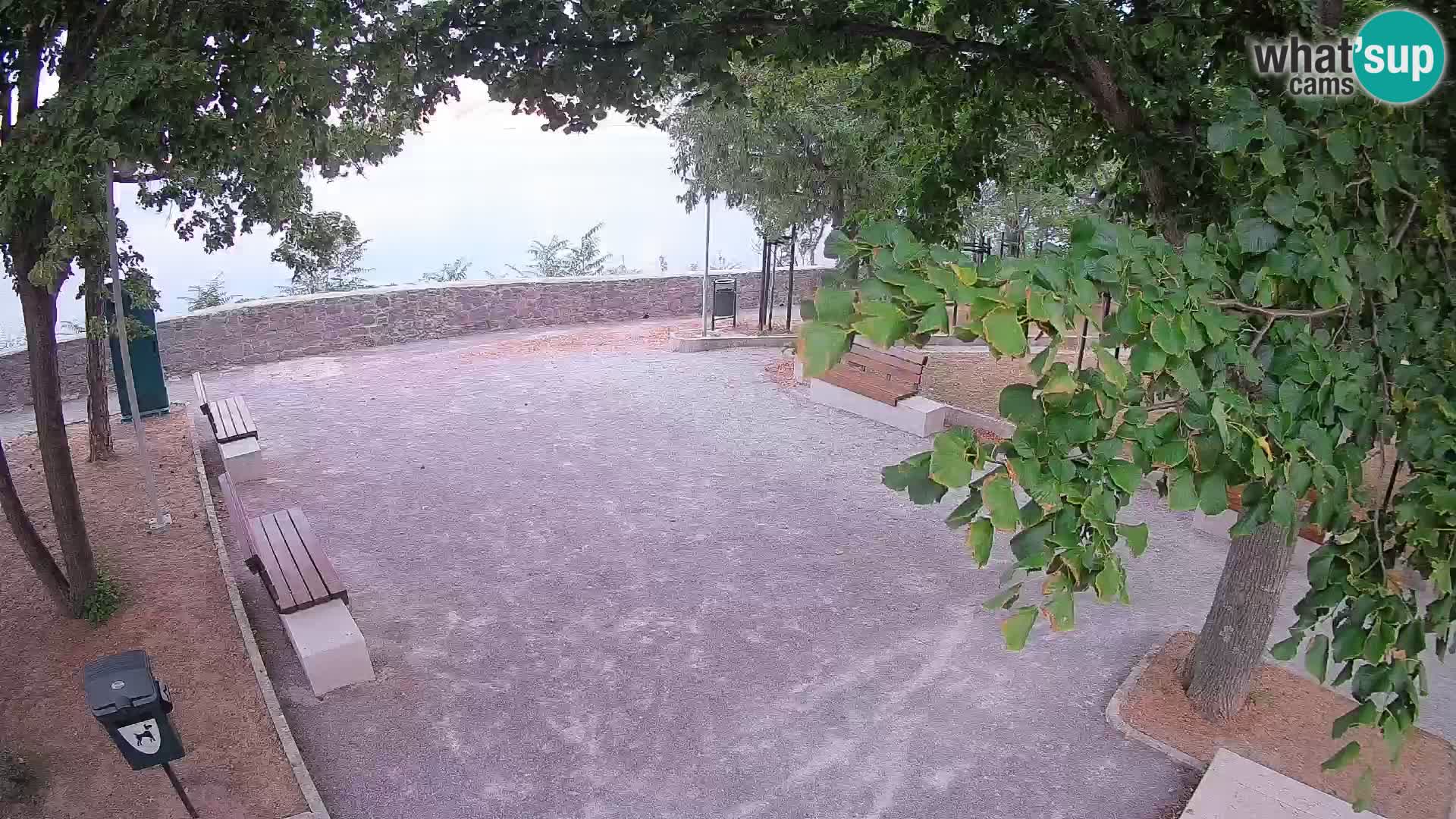 Senj Live Webcam – Schriftstellerpark und Velebit-Kanal