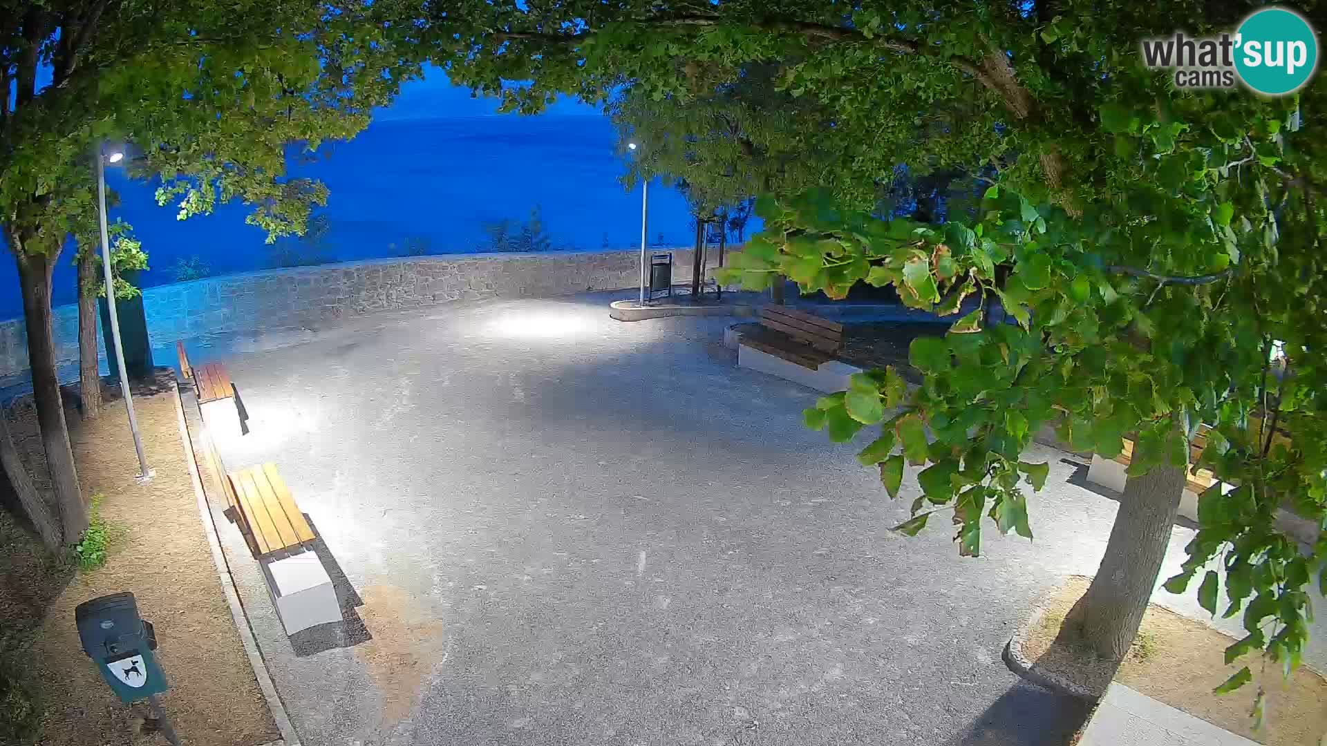 Senj Live Webcam – Schriftstellerpark und Velebit-Kanal