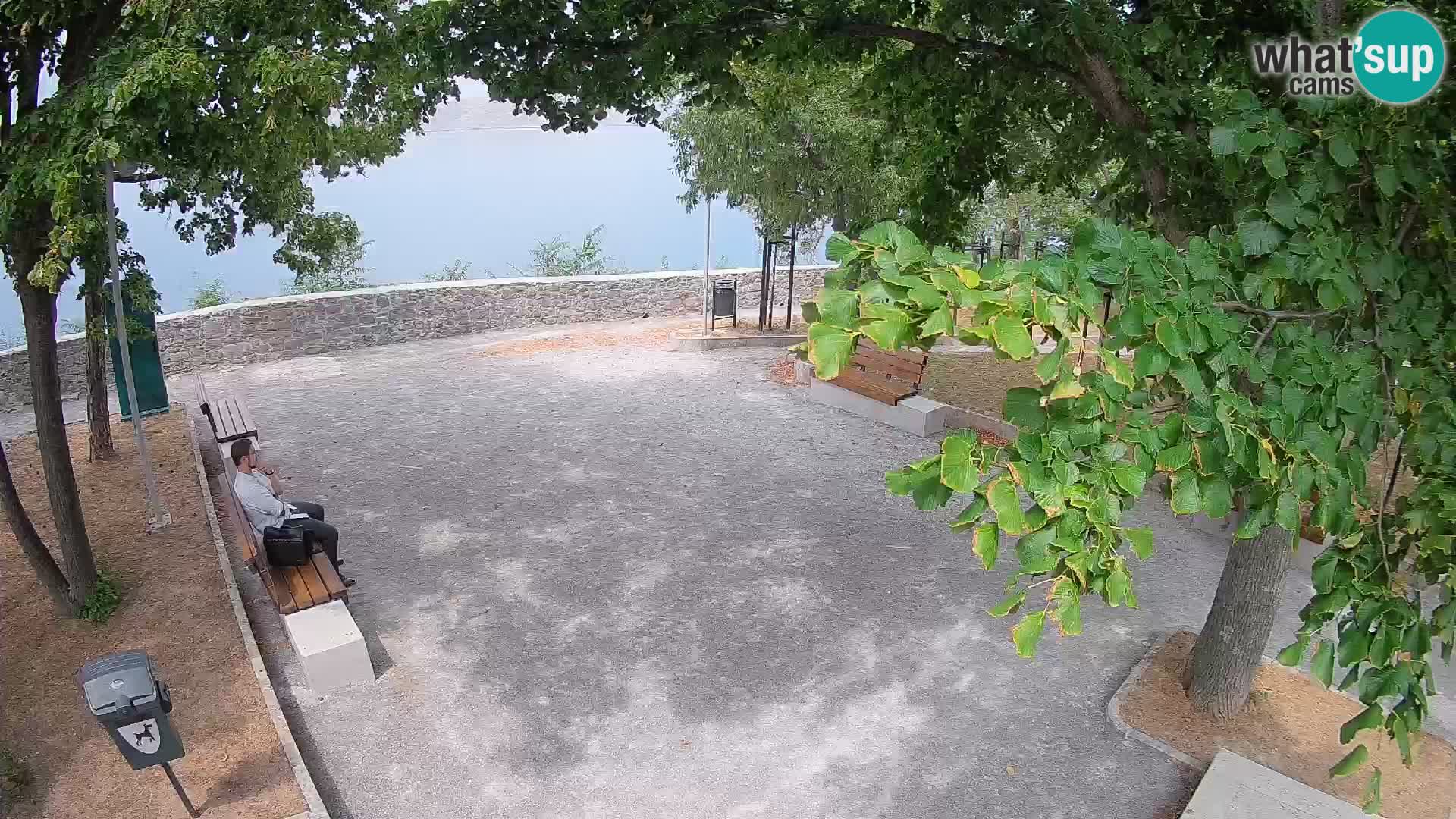 Senj Live Webcam – Schriftstellerpark und Velebit-Kanal