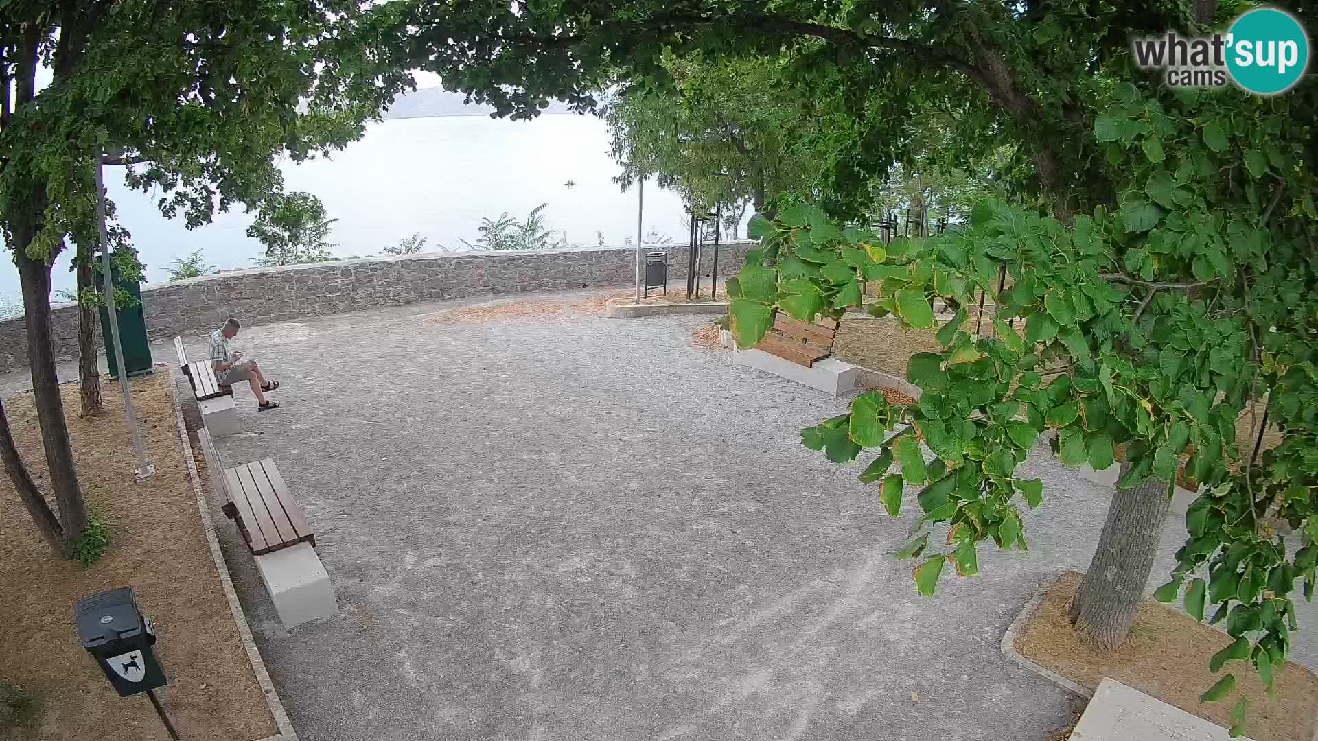 Webcam Senj en direct – Parc des Écrivains et canal du Velebit