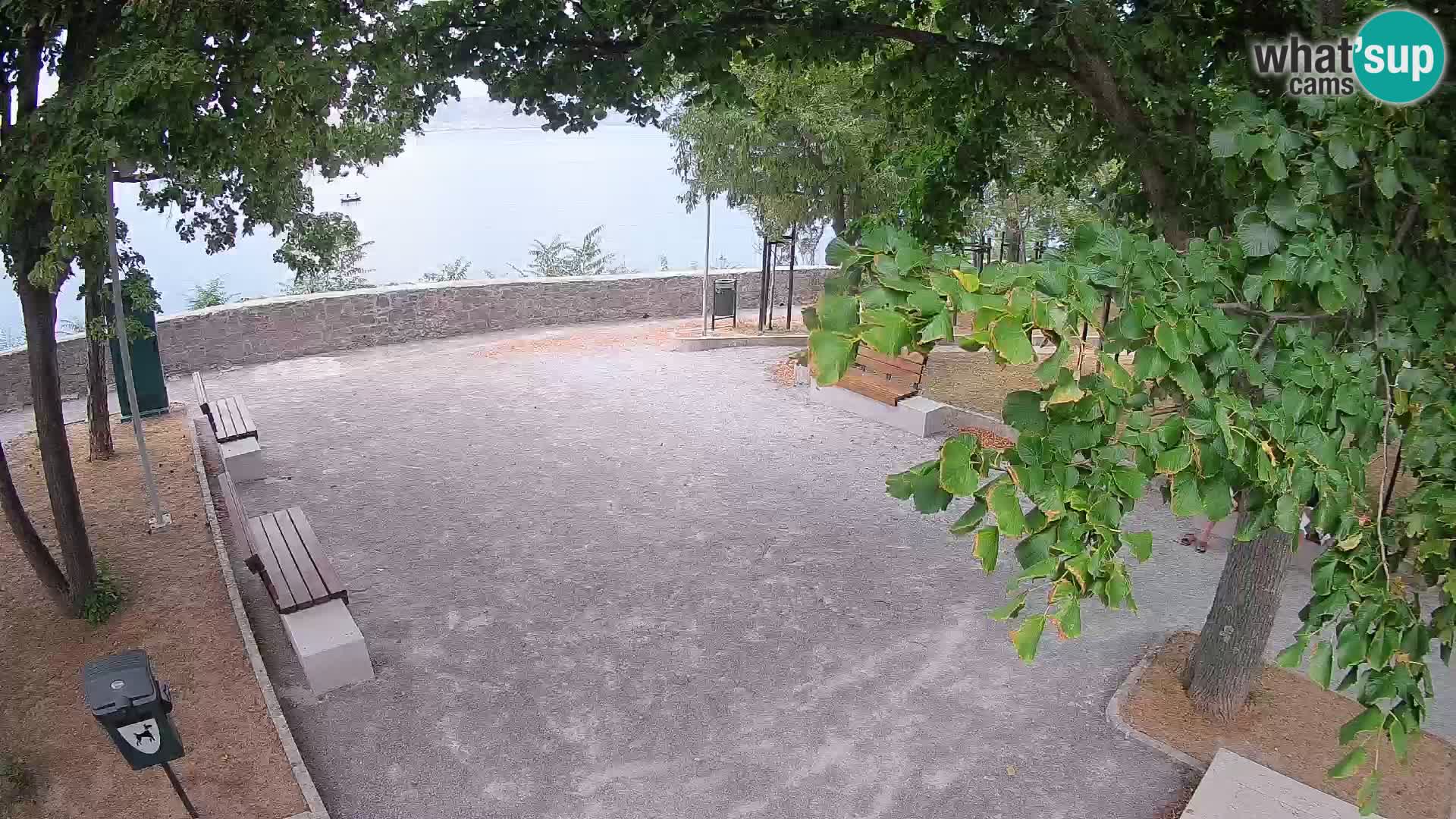 Senj Live Webcam – Schriftstellerpark und Velebit-Kanal