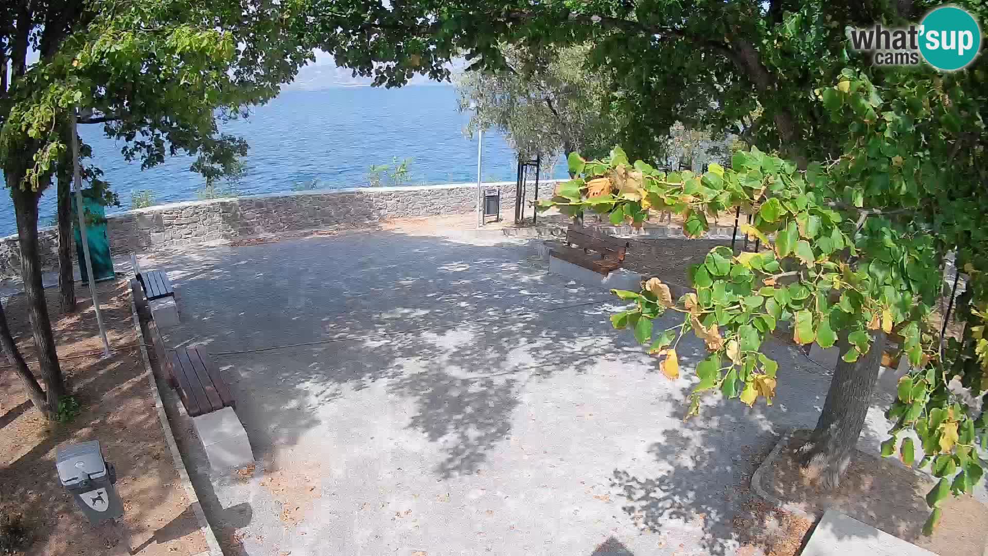 Webcam Senj en direct – Parc des Écrivains et canal du Velebit
