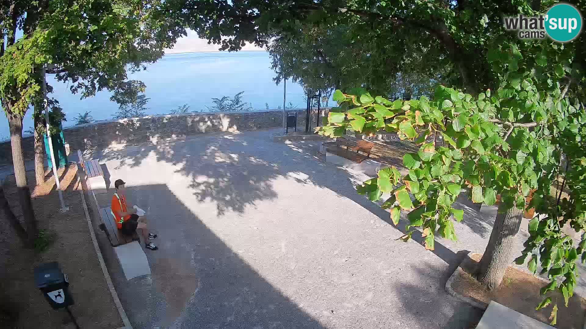 Webcam Senj en direct – Parc des Écrivains et canal du Velebit