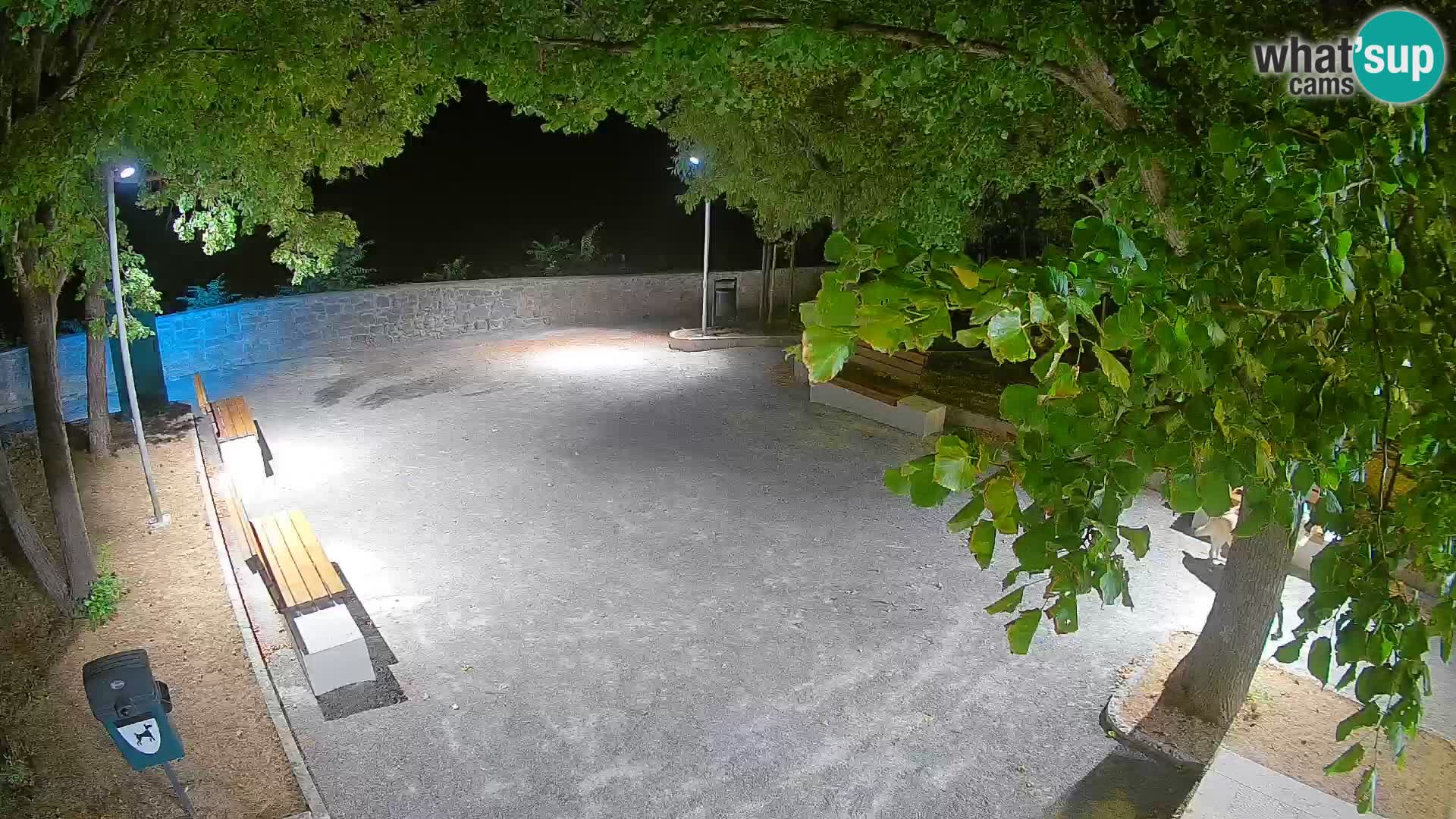 Webcam Senj en direct – Parc des Écrivains et canal du Velebit