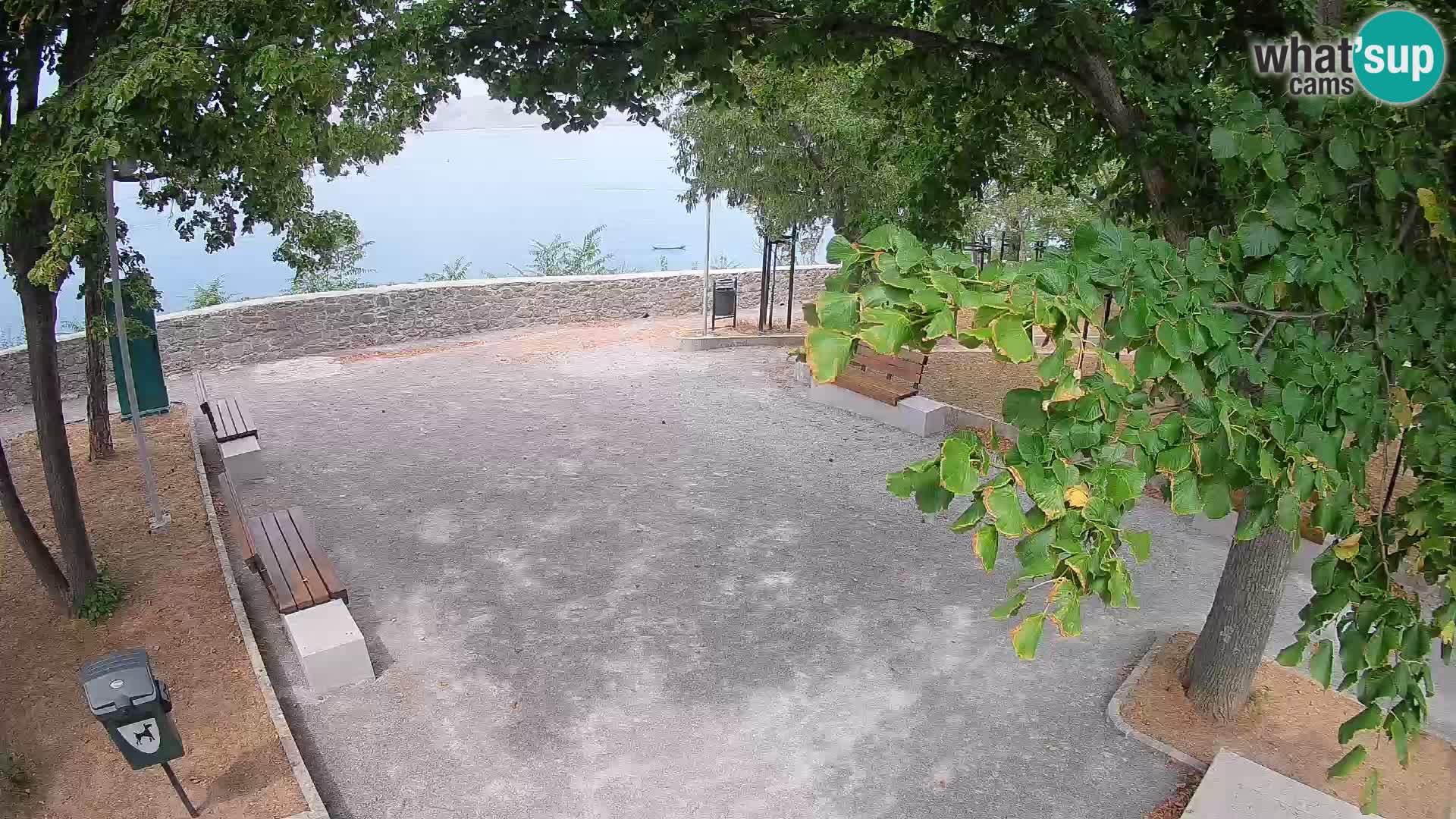 Kamera uživo Senj – Park književnika i Velebitski kanal