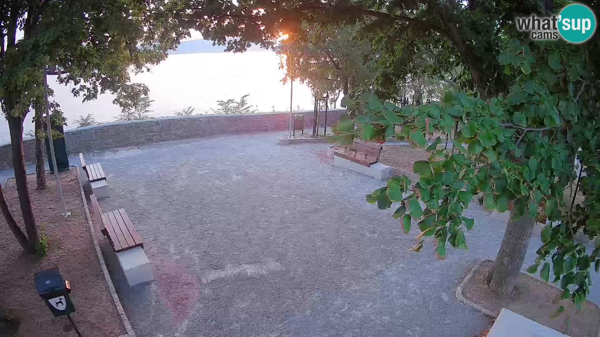 Senj Live Webcam – Schriftstellerpark und Velebit-Kanal