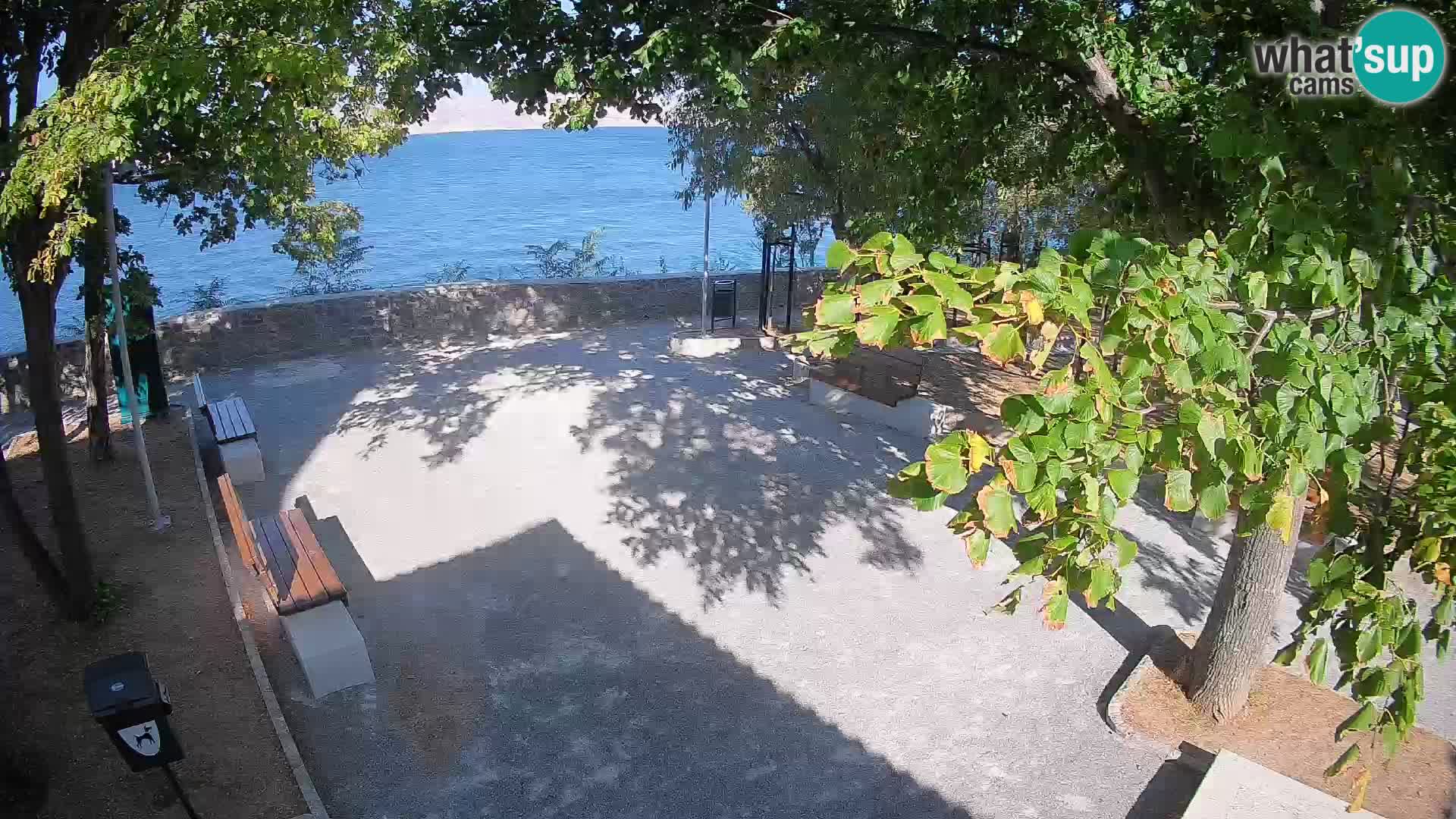 Kamera uživo Senj – Park književnika i Velebitski kanal