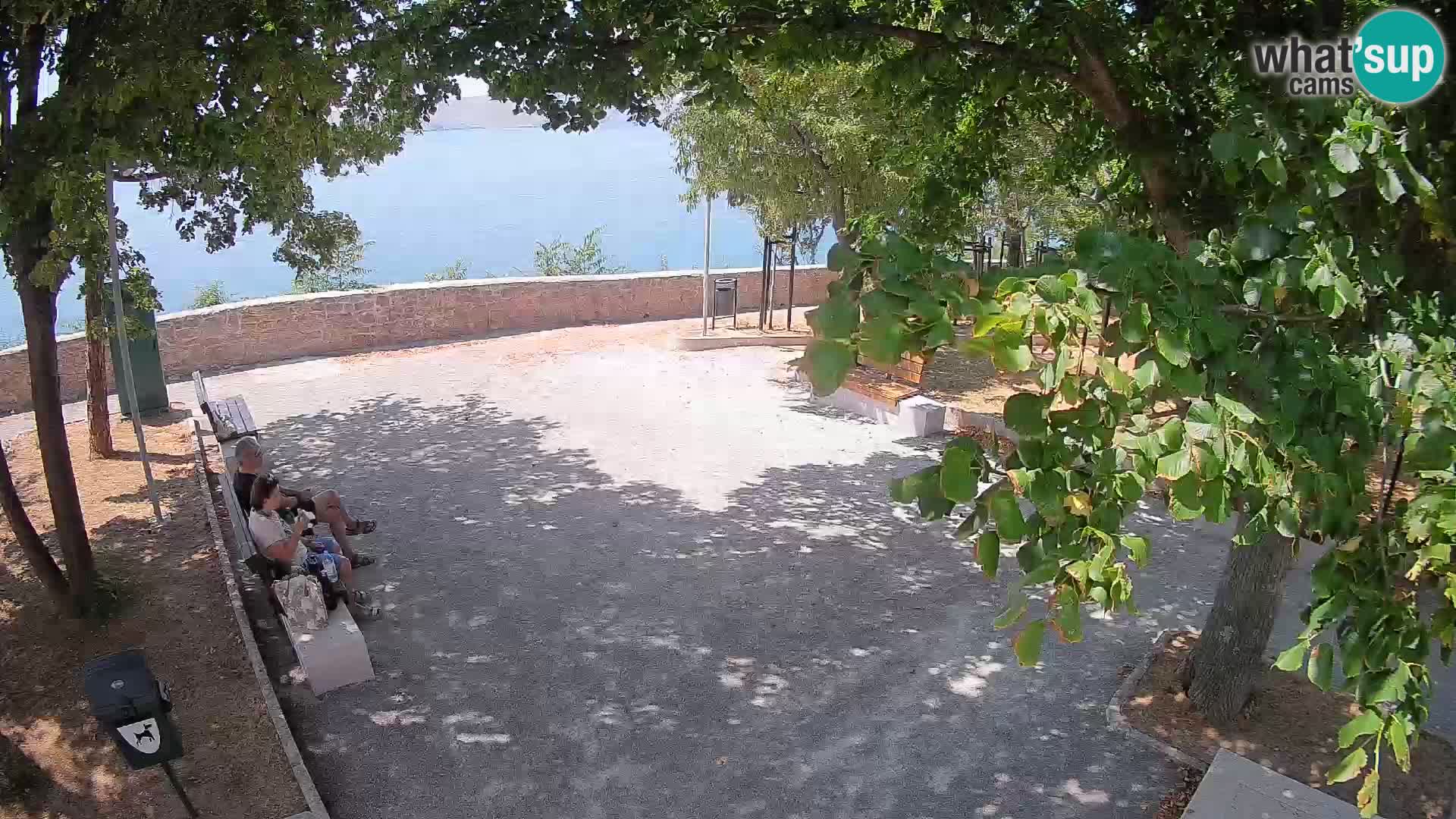 Kamera uživo Senj – Park književnika i Velebitski kanal