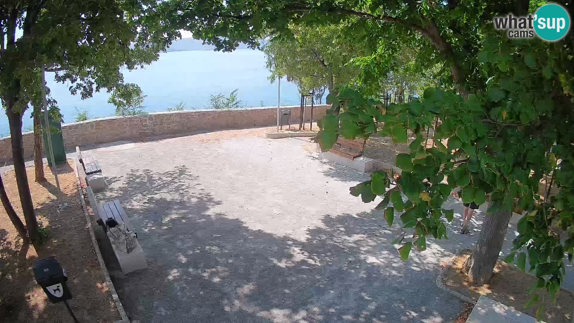 Kamera uživo Senj – Park književnika i Velebitski kanal
