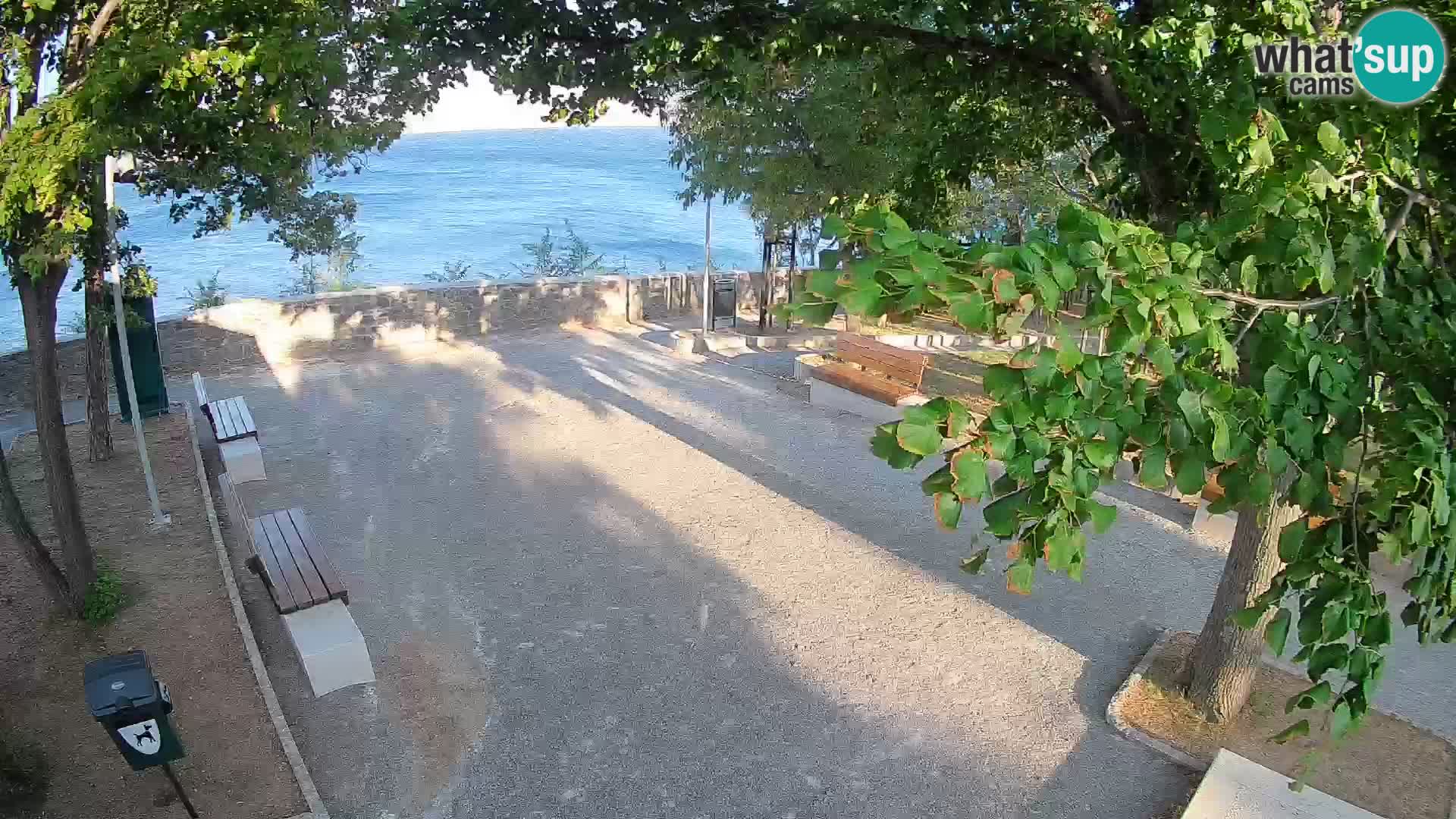 Kamera uživo Senj – Park književnika i Velebitski kanal