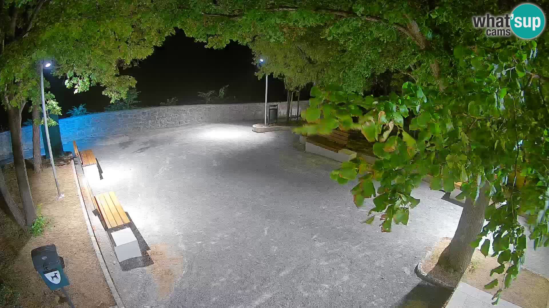 Webcam Senj en direct – Parc des Écrivains et canal du Velebit