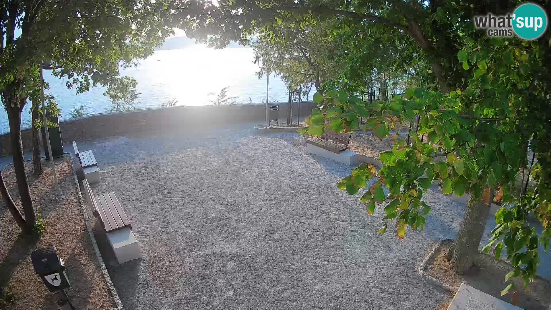 Kamera uživo Senj – Park književnika i Velebitski kanal
