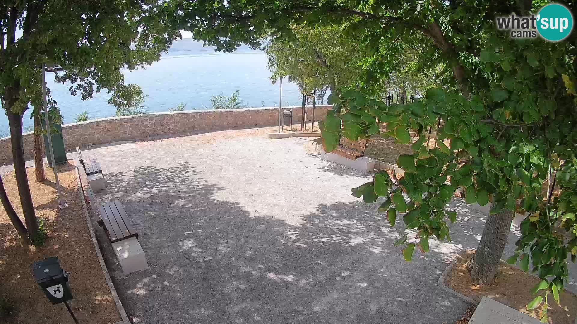 Senj Live Webcam – Schriftstellerpark und Velebit-Kanal