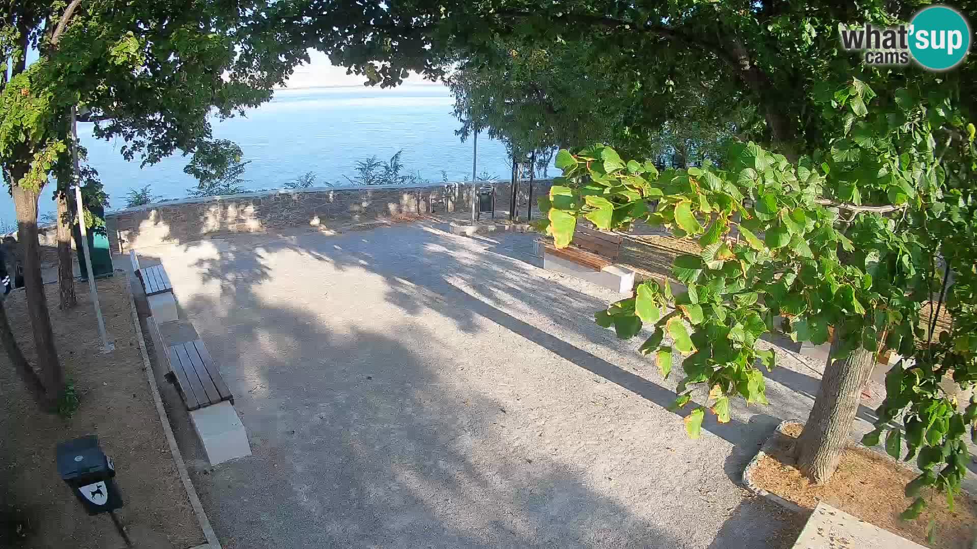 Kamera uživo Senj – Park književnika i Velebitski kanal