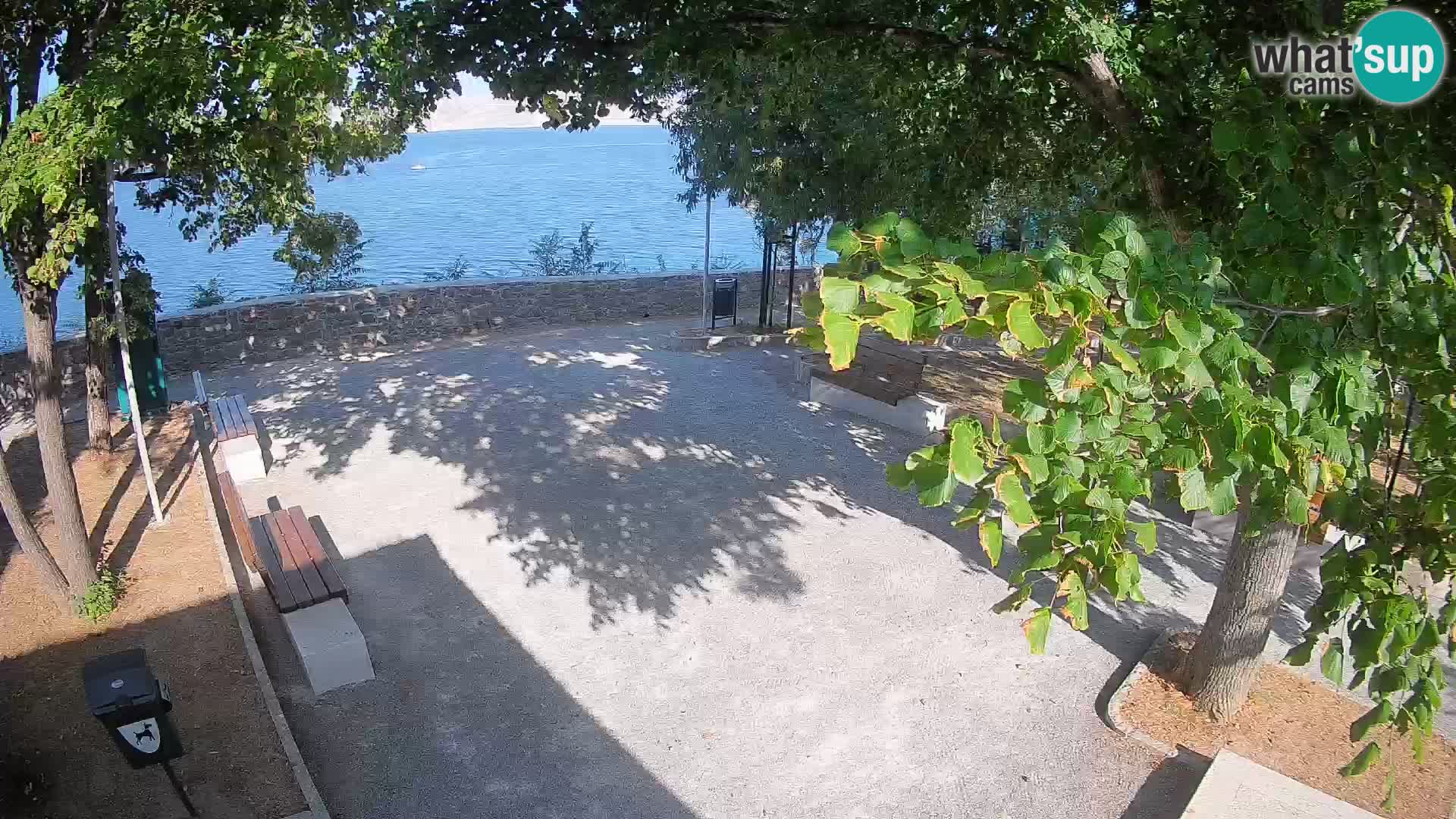 Kamera uživo Senj – Park književnika i Velebitski kanal