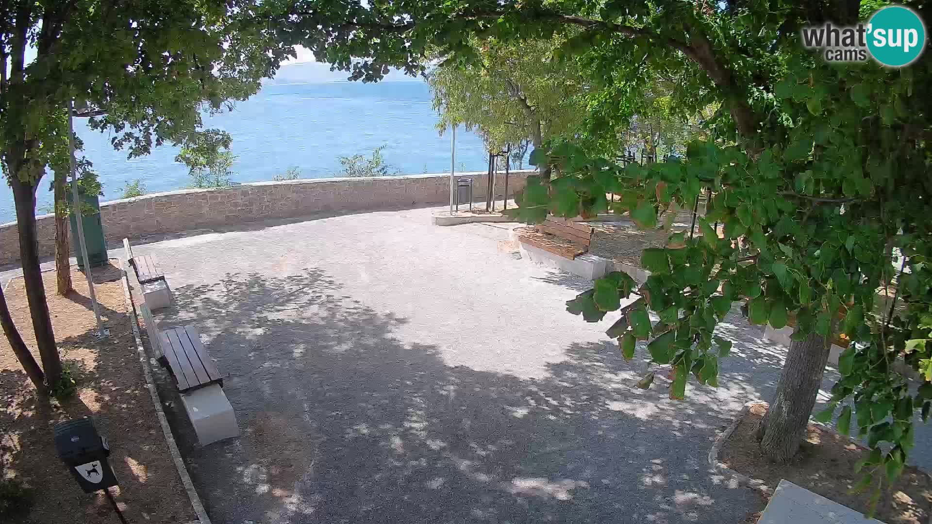 Kamera uživo Senj – Park književnika i Velebitski kanal