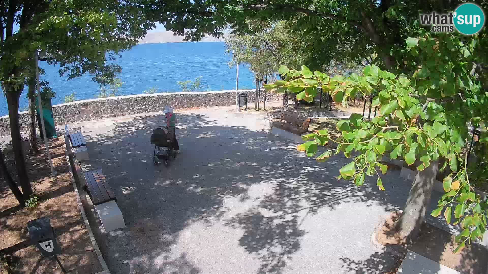 Webcam Senj en direct – Parc des Écrivains et canal du Velebit