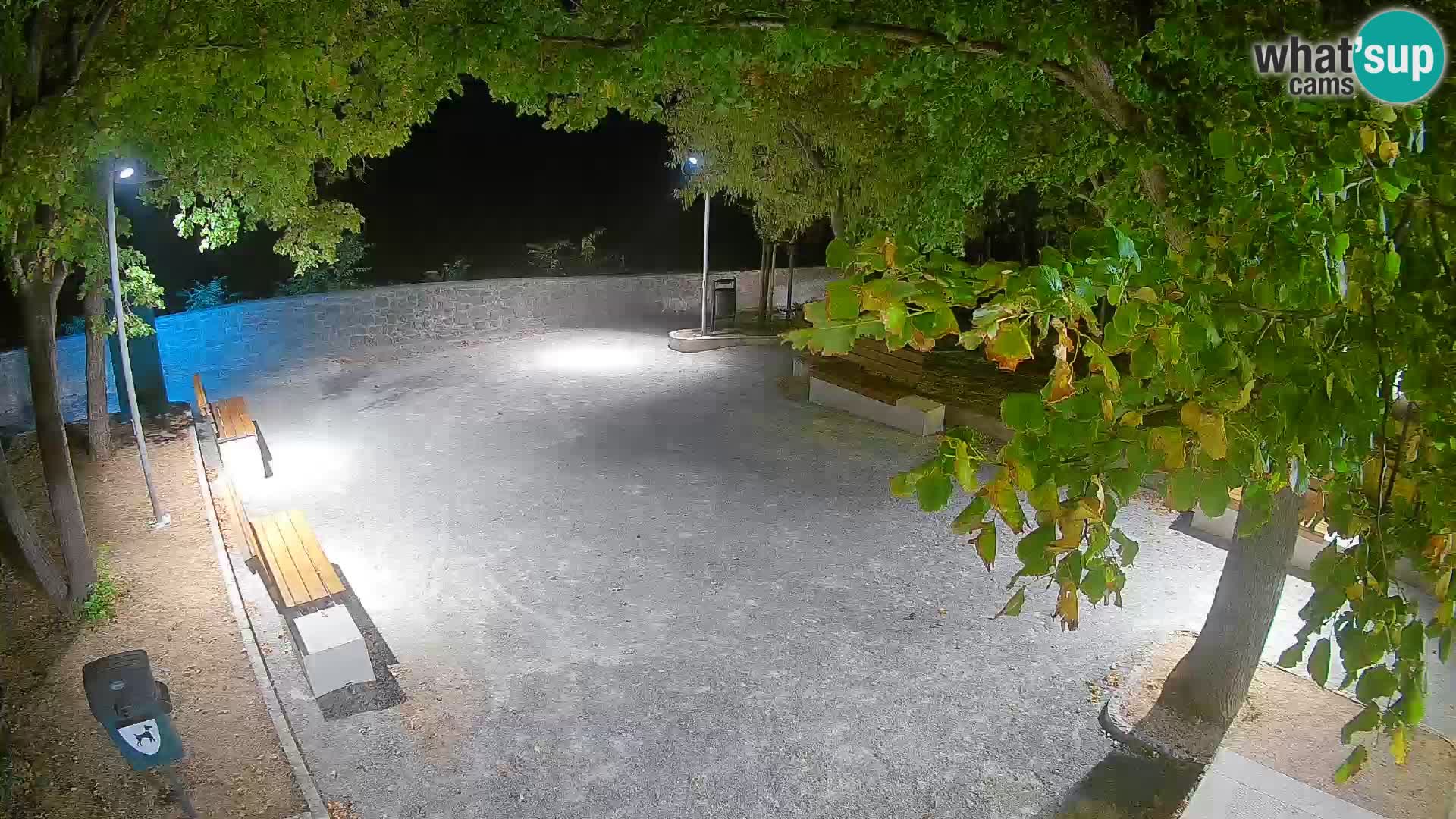Webcam Senj en direct – Parc des Écrivains et canal du Velebit