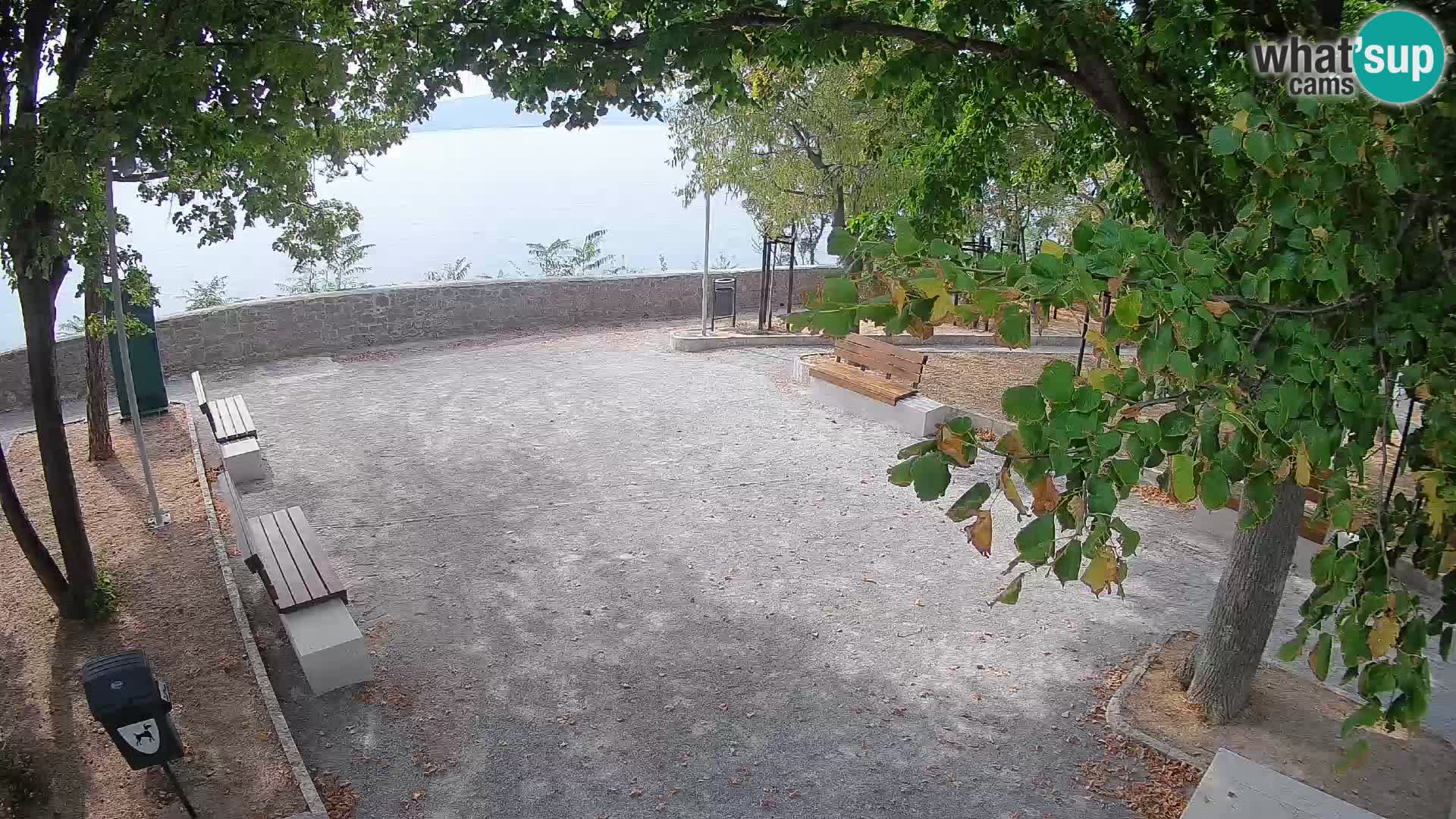 Webcam Senj en direct – Parc des Écrivains et canal du Velebit