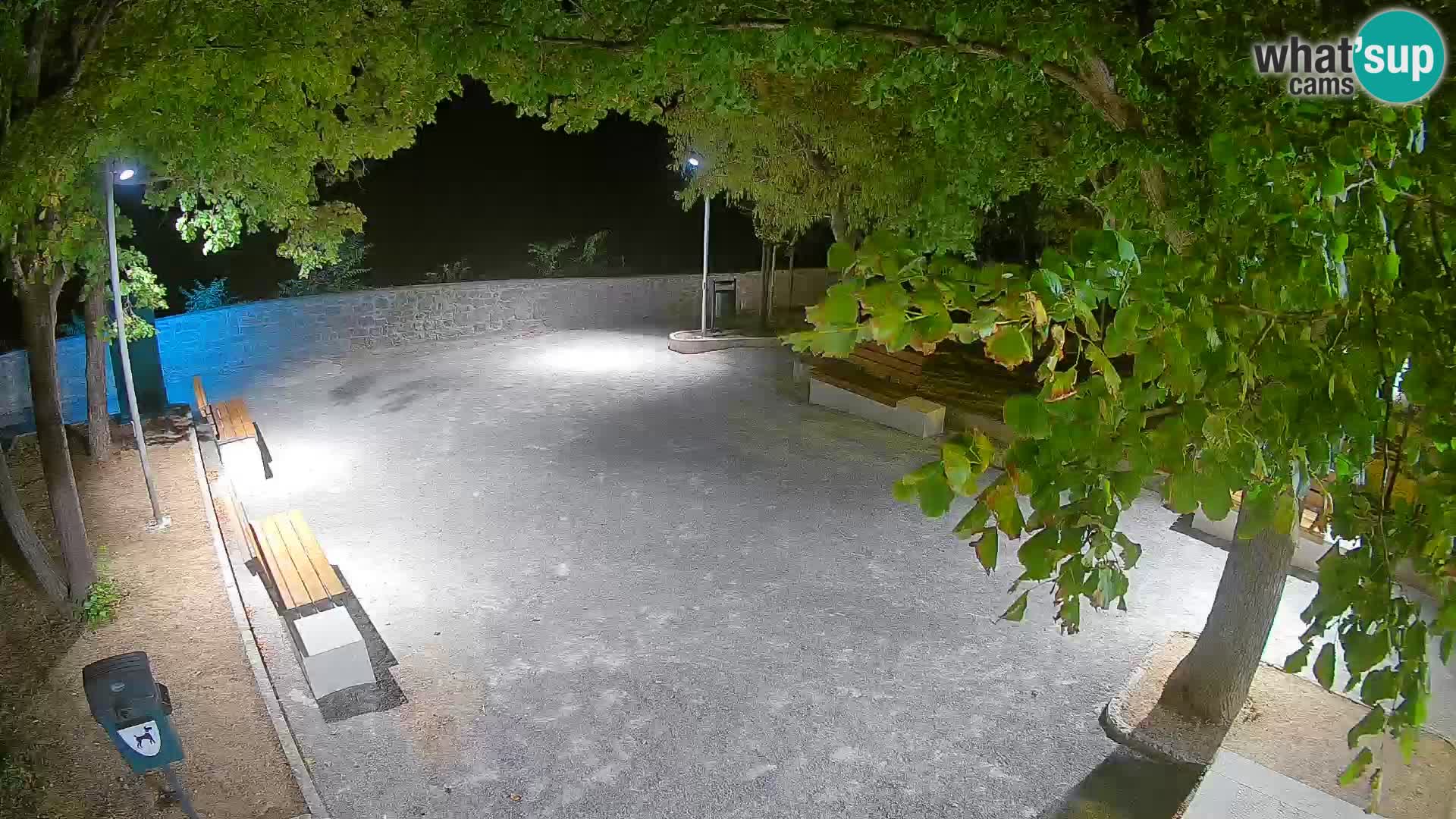 Senj Live Webcam – Schriftstellerpark und Velebit-Kanal